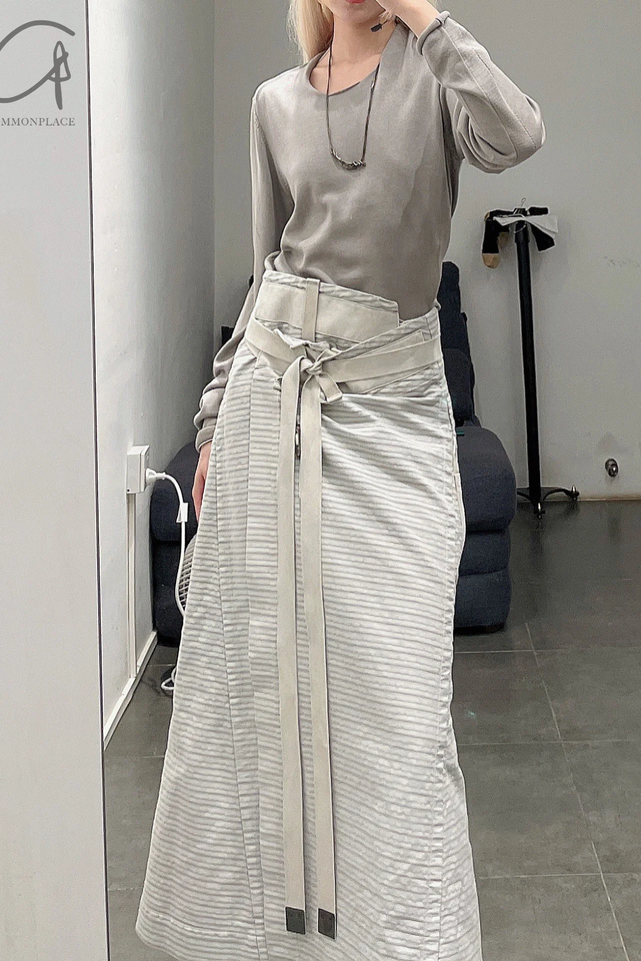label under construction basic sweater 39YMSW35-ZER3-W 39/LG - Image 2
