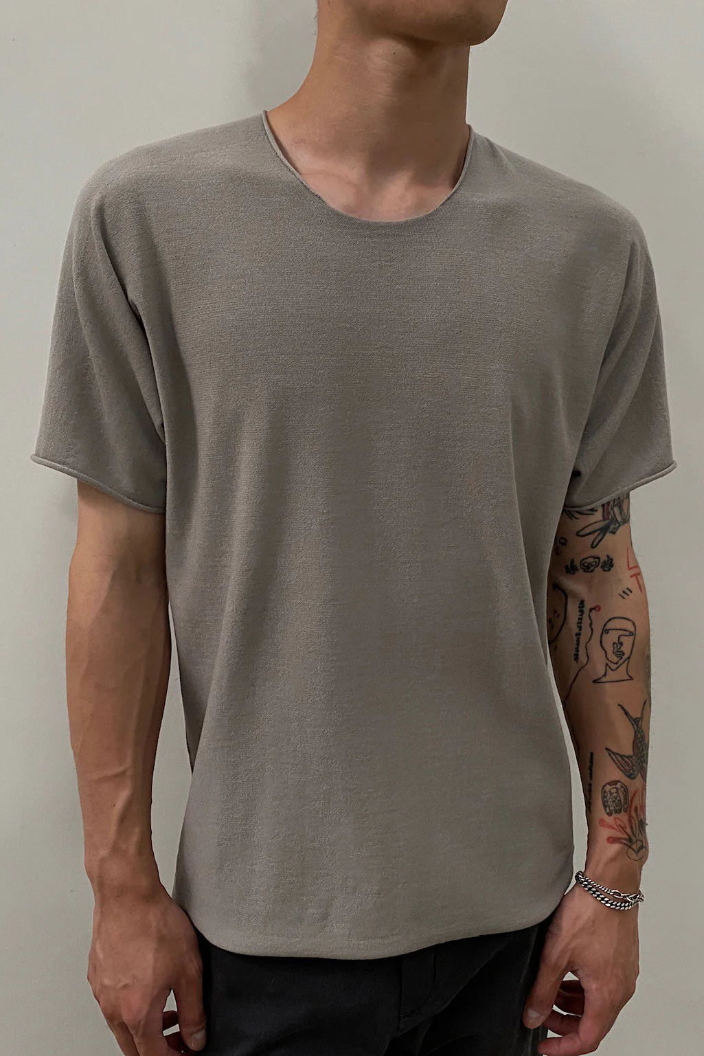label under construction parabolic zipper seam T-shirt 39YMTS12-ZER2-W 39/LG-M - Image 3