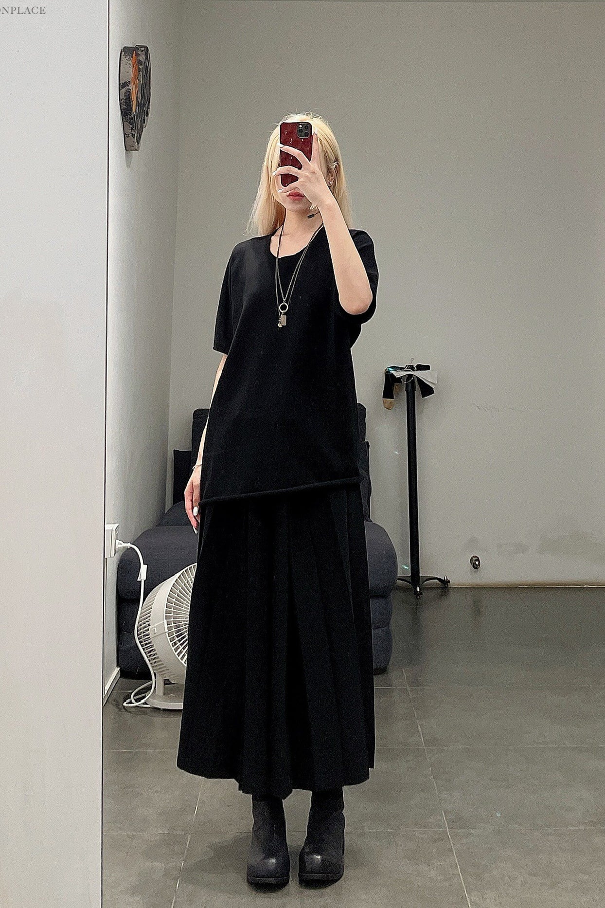 label under construction wide pleated shawl skirt 39YWSK26-ZER2-W 39/BK - Image 11