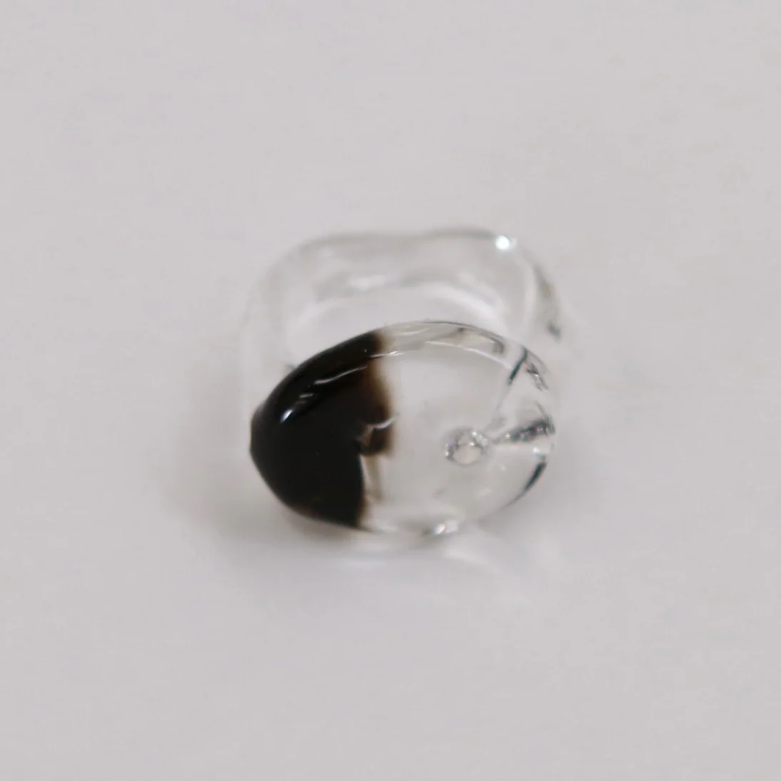LEVENS 25 Spring/Summer Magic Stone Ring LVS-SS2515MAGICSTRI-BLK-HEI Black - Image 2