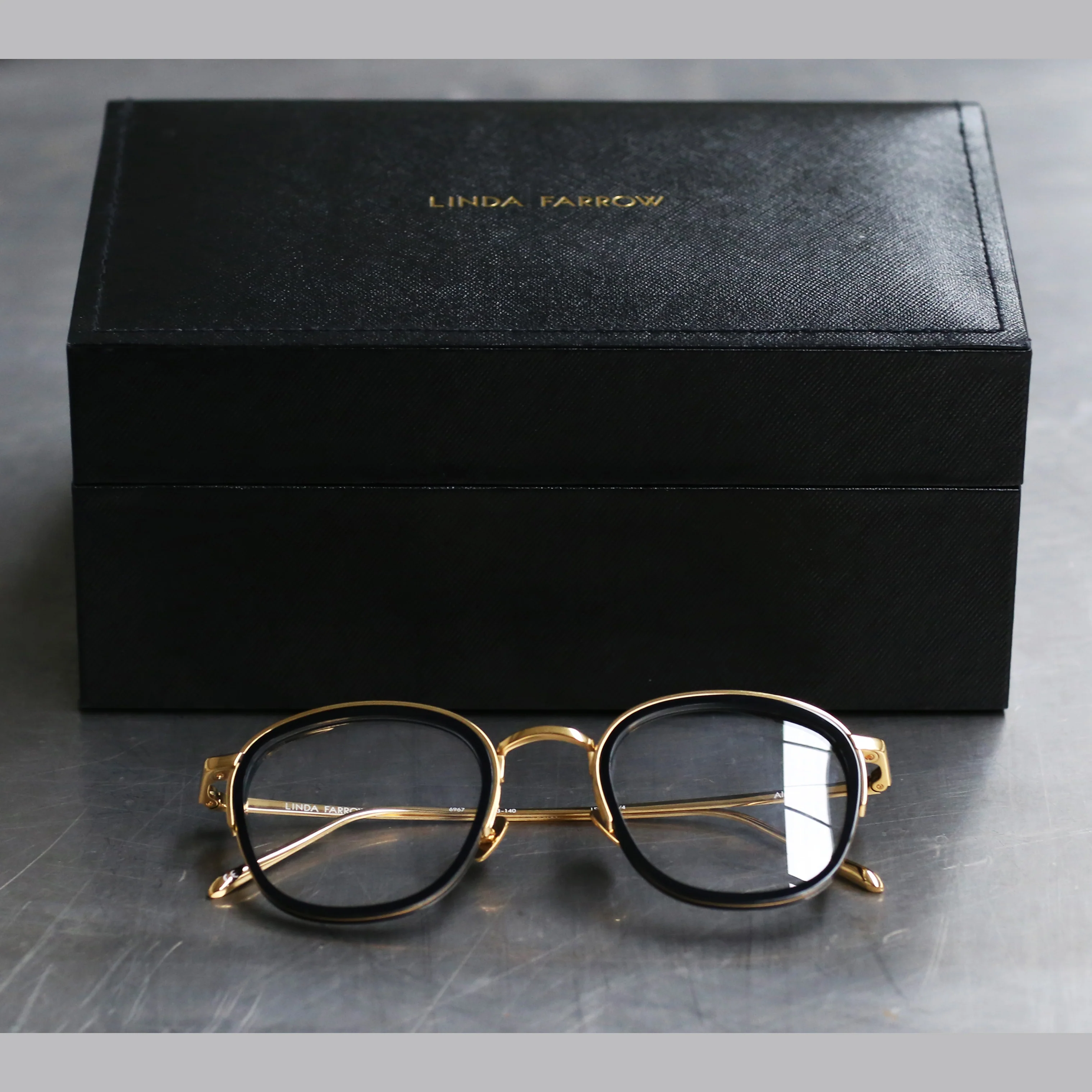 LINDA FARROW LFL1116C4OPT Aldrin black/gold frame glasses - Image 2