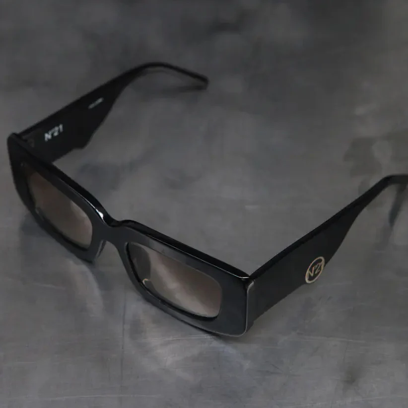 LINDA FARROW & N°21 N21S37C2SUN Black Sunglasses Joint Model - Image 3