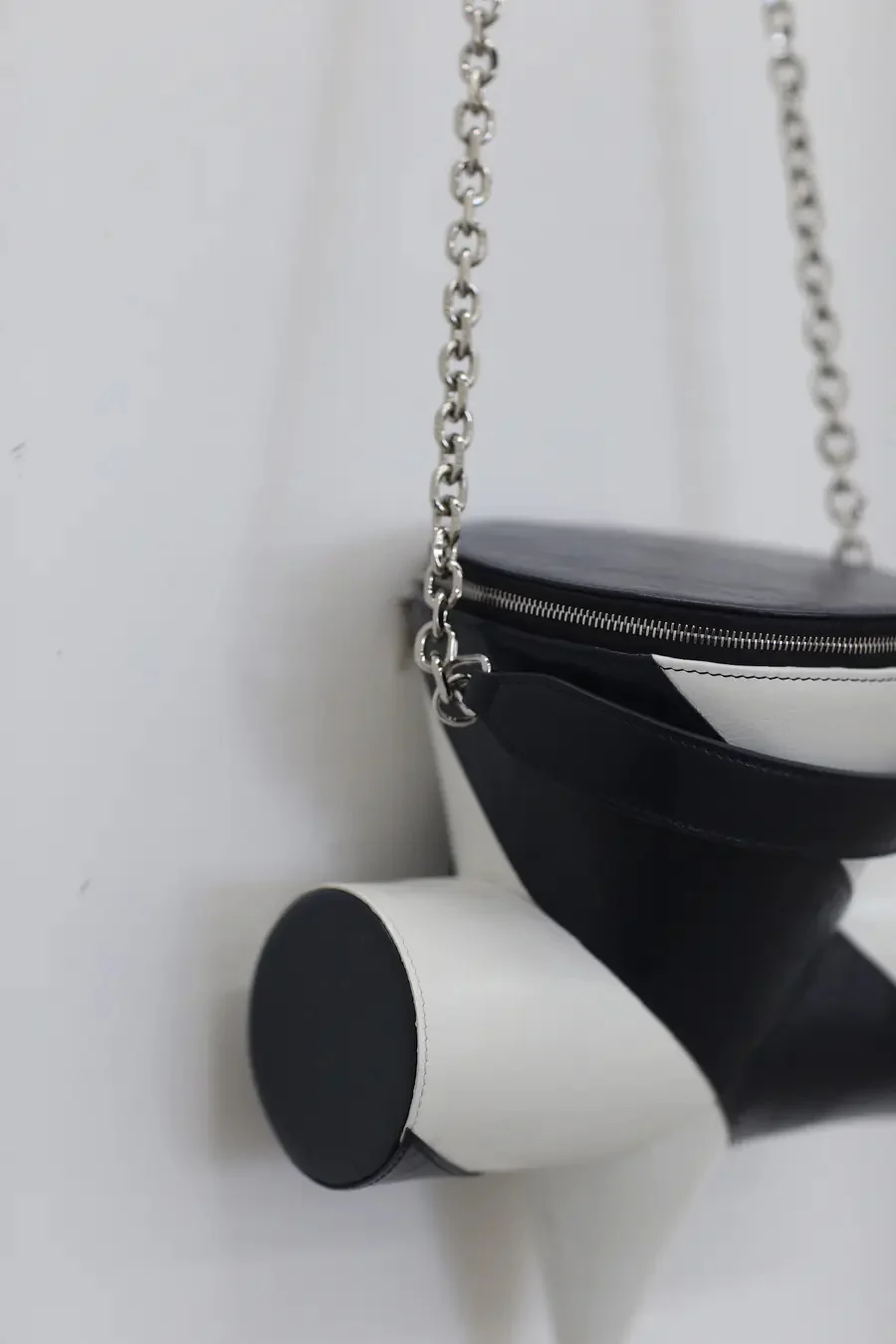 Louis Shengtao Chen Blue/White Cone Spiral Chain Bag 2251293 PLSC13 - Image 3