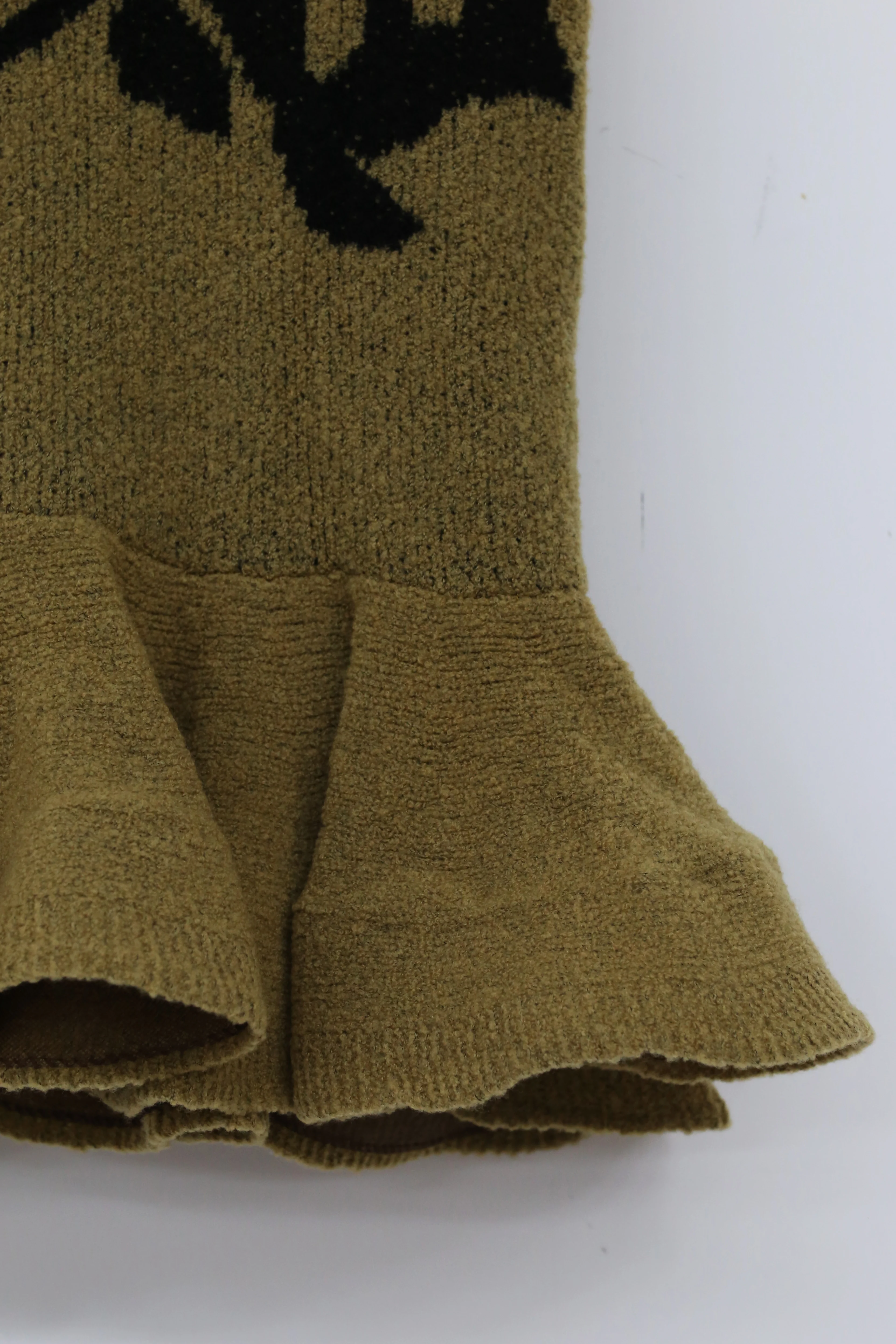 Louis Shengtao Chen olive yellow flower knitted lace shawl 2250111 - Image 5