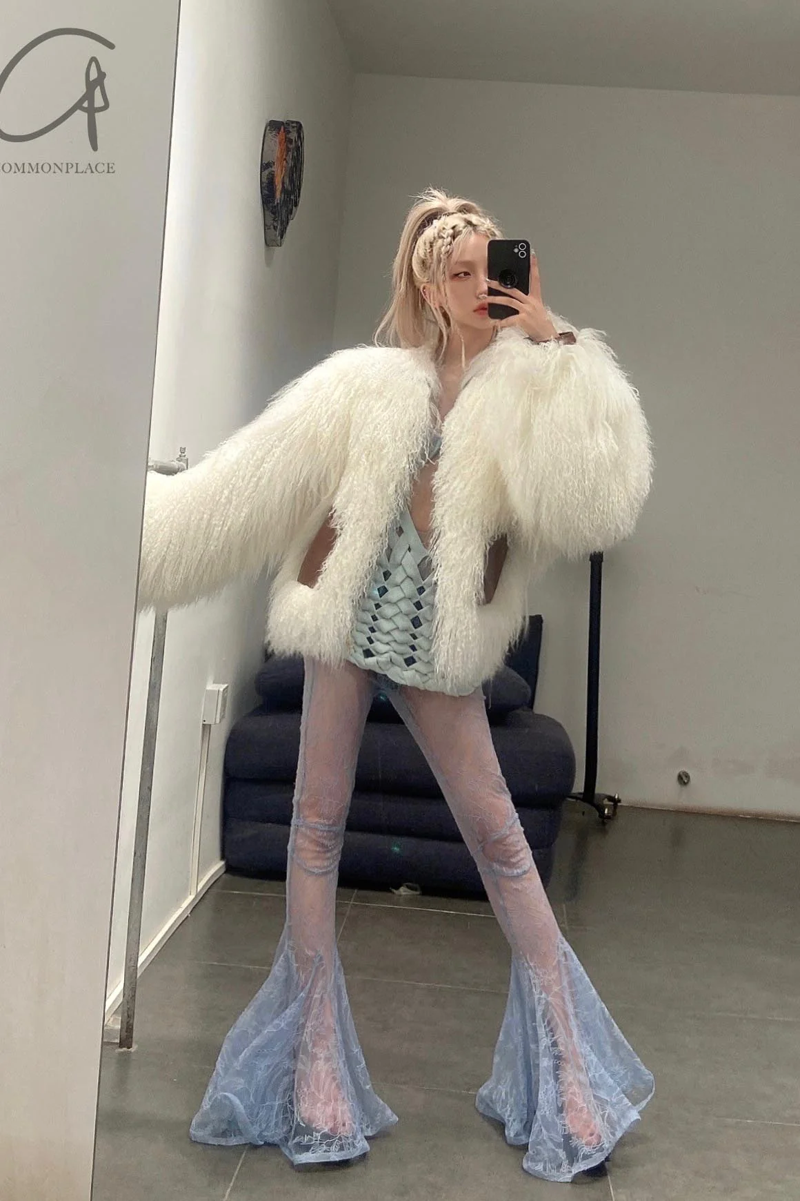 Louis Shengtao Chen snow long shearling fur coat 2252177 white - Image 13