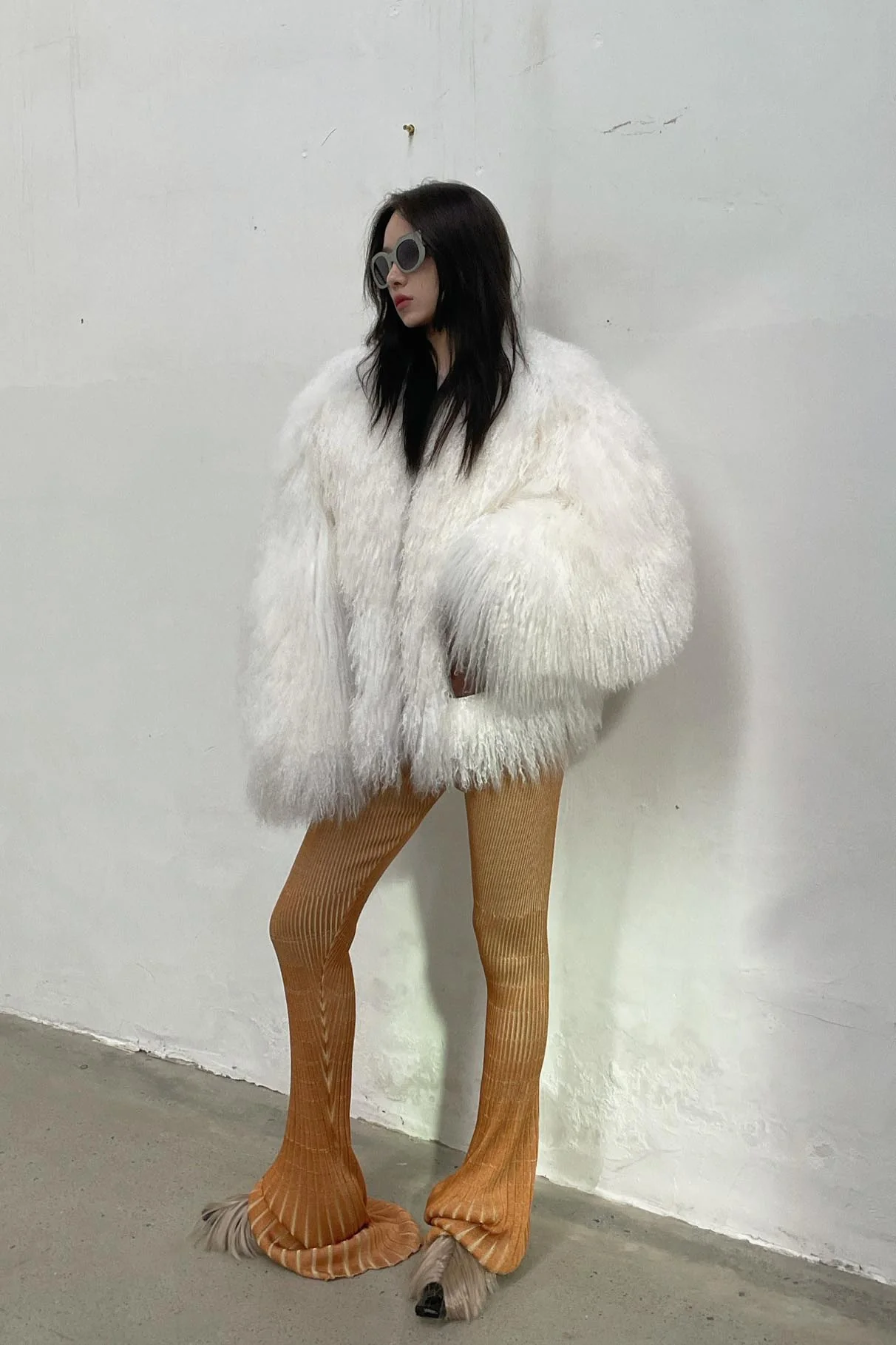 Louis Shengtao Chen snow long shearling fur coat 2252177 white - Image 14