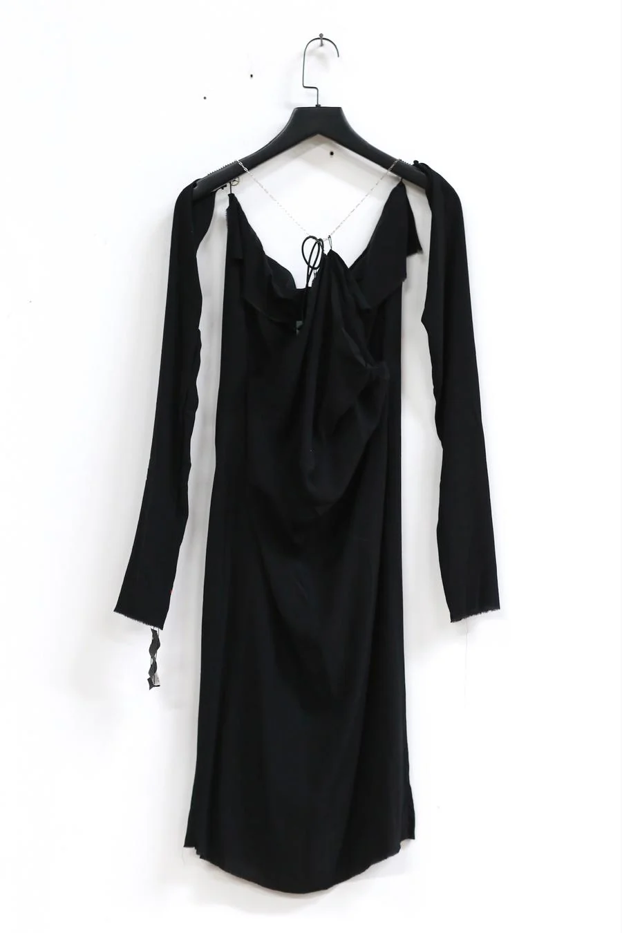 m.a+ Detachable Sleeve Straight Skirt D2CD-VIS5 Black PM201 - Image 4