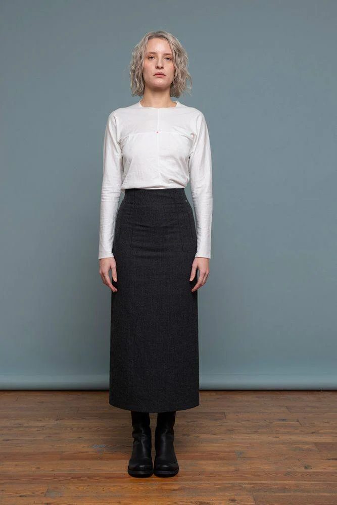 m.a+ Fall/Winter 2025 Fitted Long Skirt/Mid-Length Skirt, Italian Craftsman MA-K125LL WM1-COAL - Image 7