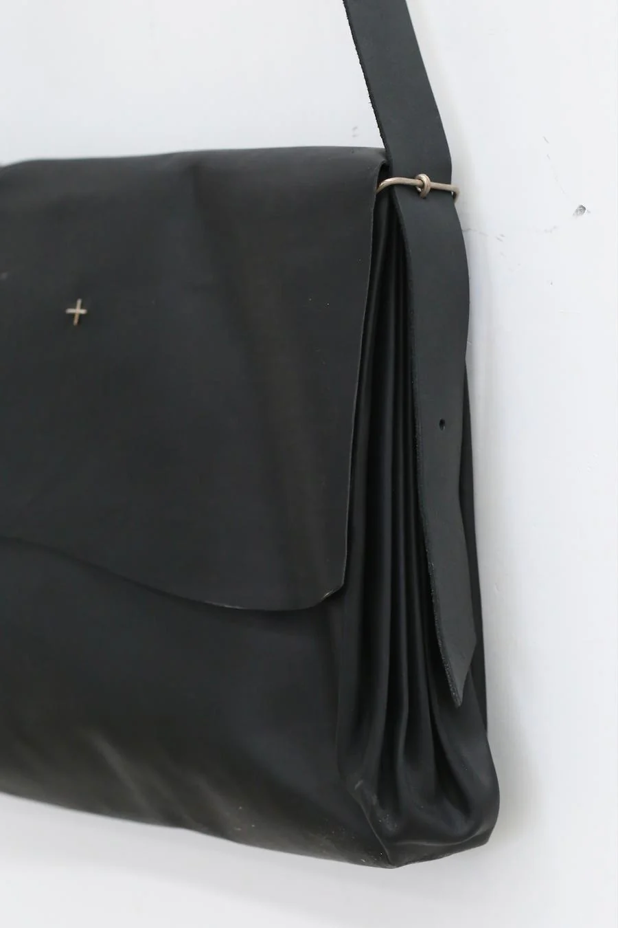 m.a+ Foldable Bag Series Artisan Italy MA-B7261 VA1.0-HEI Medium B7261 VA1.0 Black Cowhide PM207 - Image 2