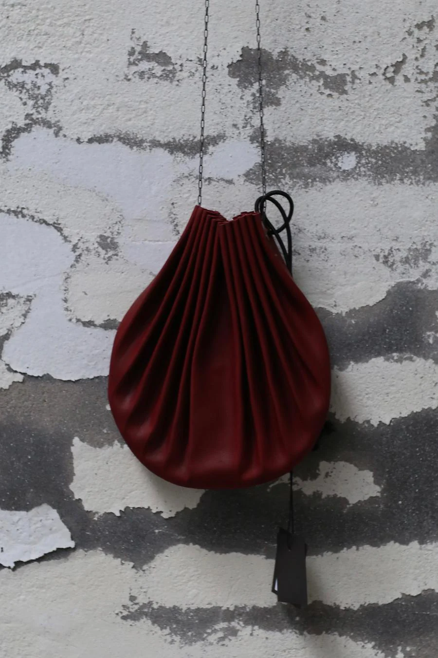 m.a+ Small Shell Bag with Chain B703/C-VA1.0 Chili Red
