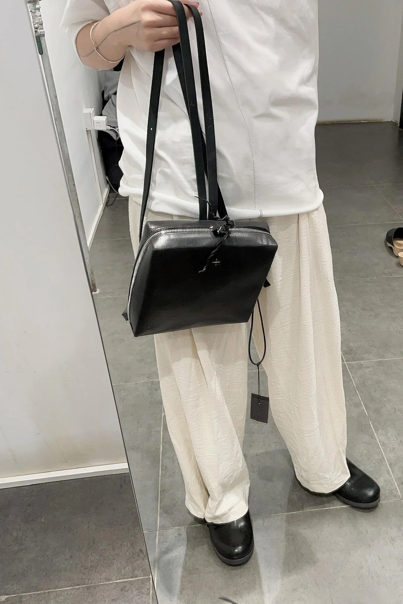 M.A+ small square zipper backpack BC50 COR.R 1,5 - Image 10