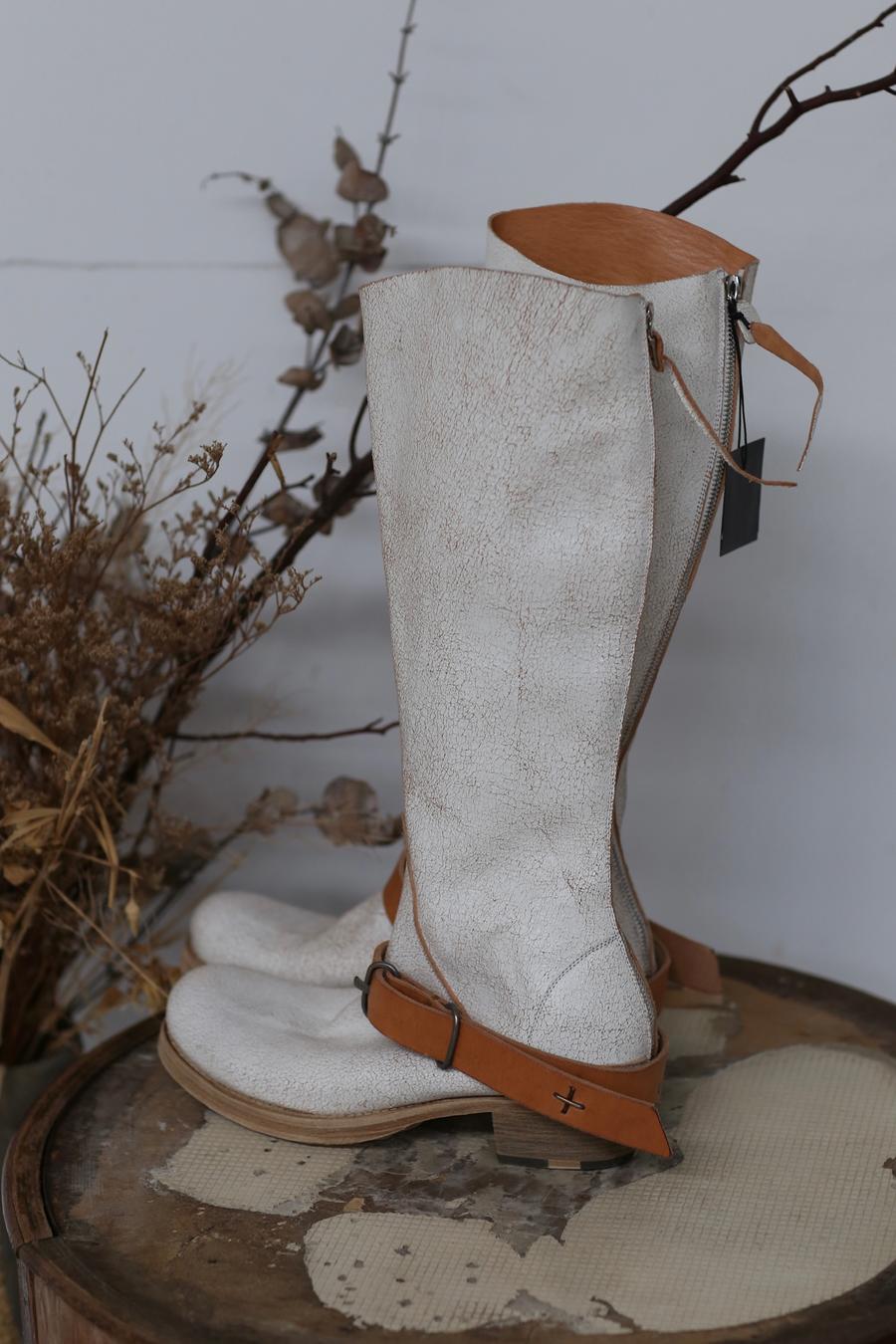 m.a+ Super High Buckle Back Zip Boots SW6C4Z CUR.R 1.5 White - Image 3