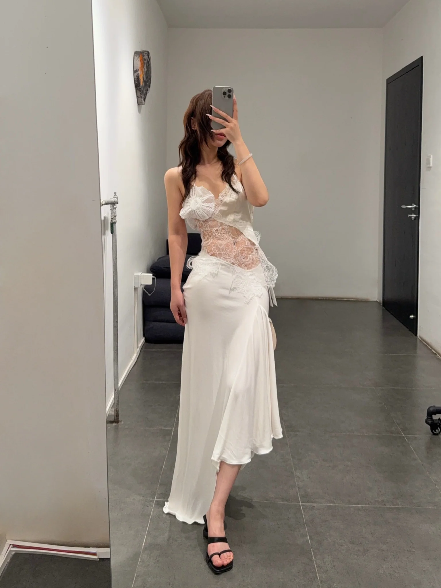Maison Yiy Asymmetrical Pleated Midi Skirt MY-MY26SB02-1-White - Image 12
