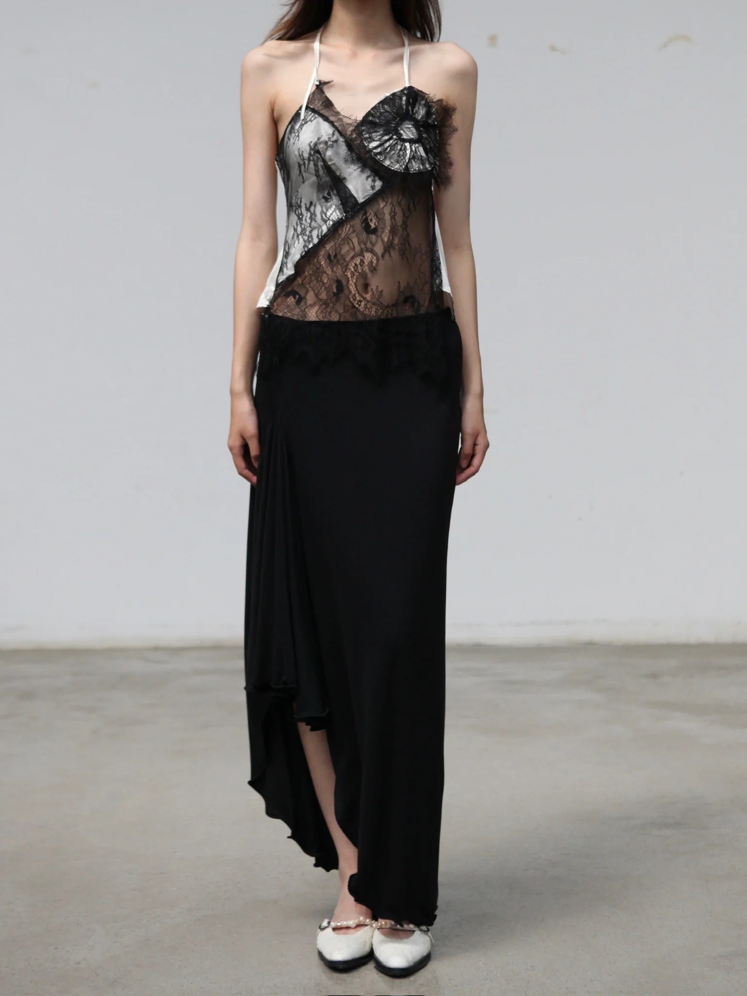 Maison Yiy Lace-trimmed Halter Neck Top MY-MY26SA02-2-Black&White - Image 3