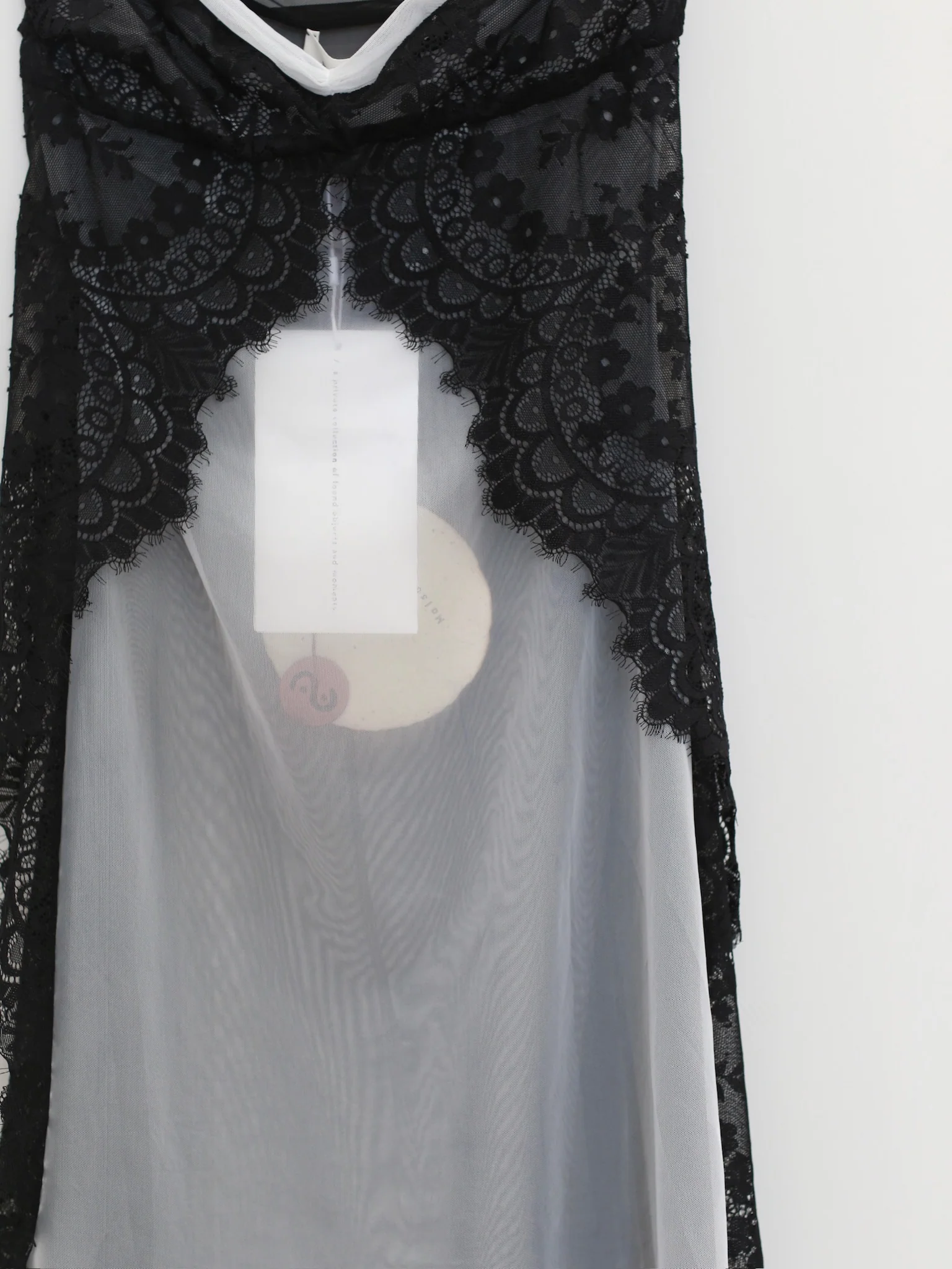 Maison Yiy Lace-trimmed Ruffled Backless Top/Vest MY-MY26SA08-1-Black&White - Image 6