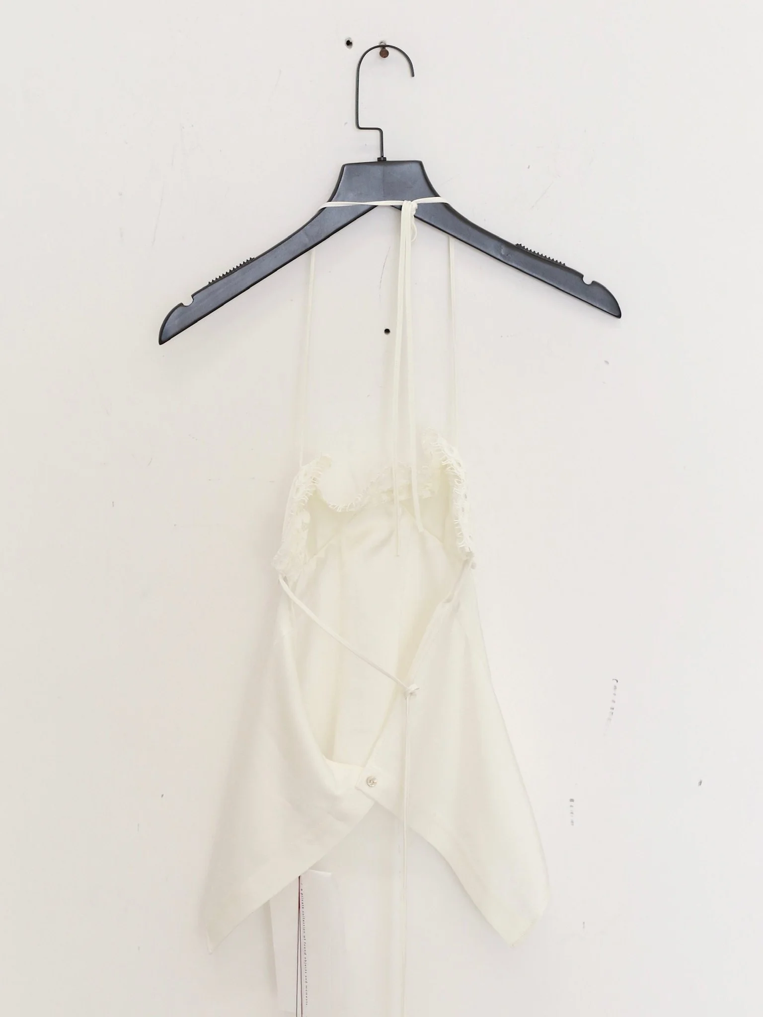 Maison Yiy Spring/Summer 2026 Ruffled Cropped Vest Top MY-MYS26A11-1-IVORY - Image 5