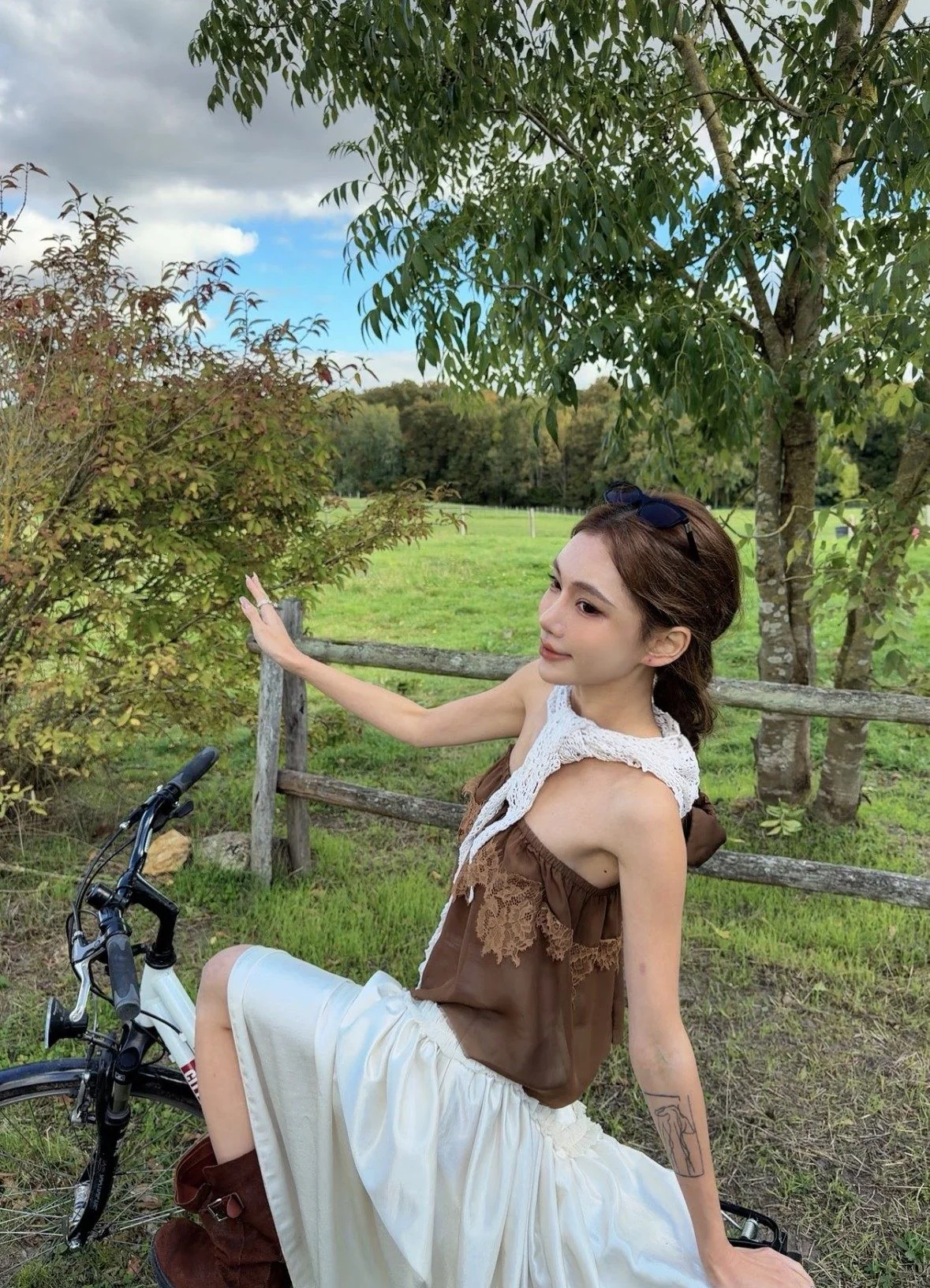 Maison Yiy Spring/Summer 2026 Satin Long Skirt MY-MYS26B07-1-IVORY MOON - Image 21