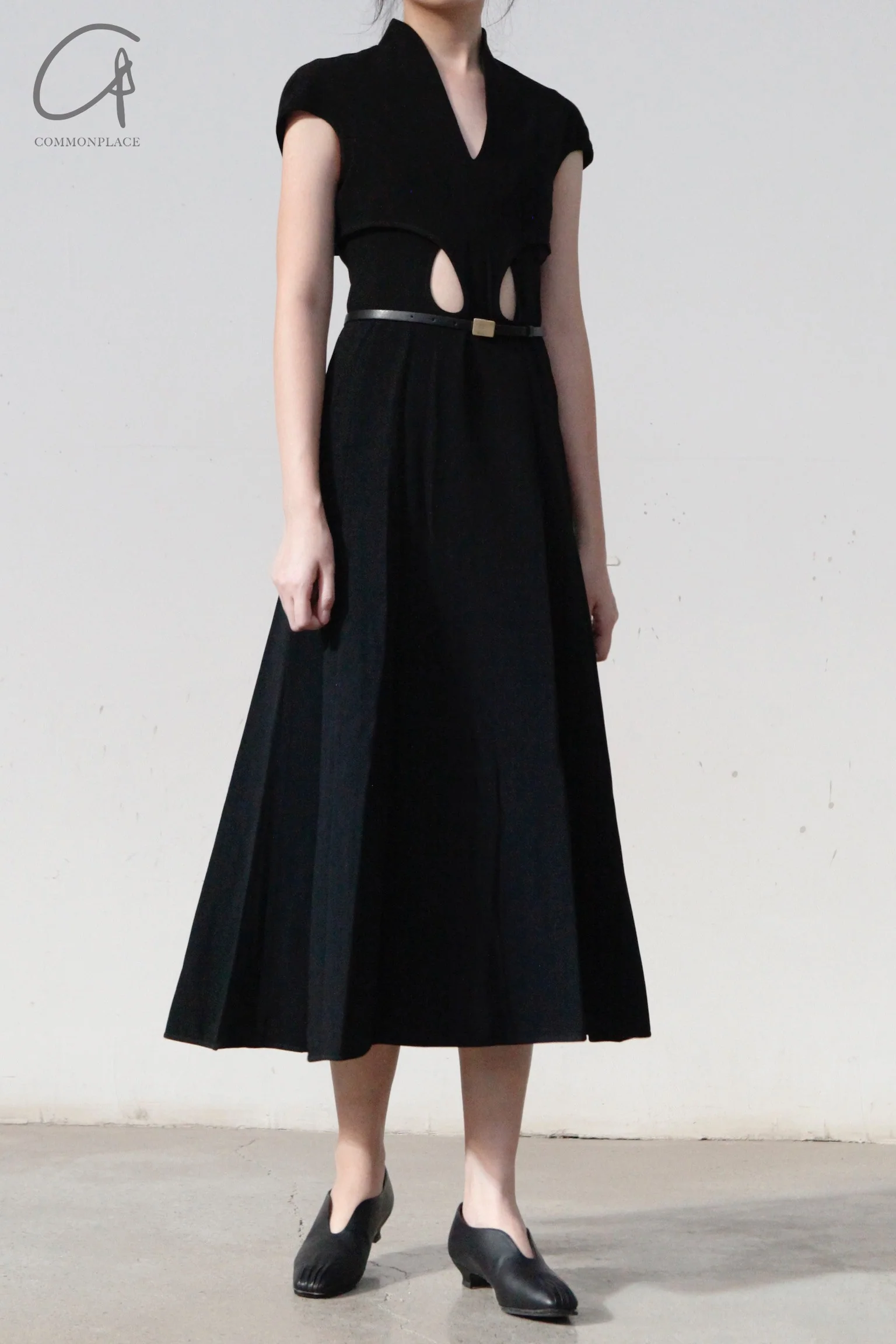 mame kurogouchi belt flare dress MM22SS DR023 black - Image 2