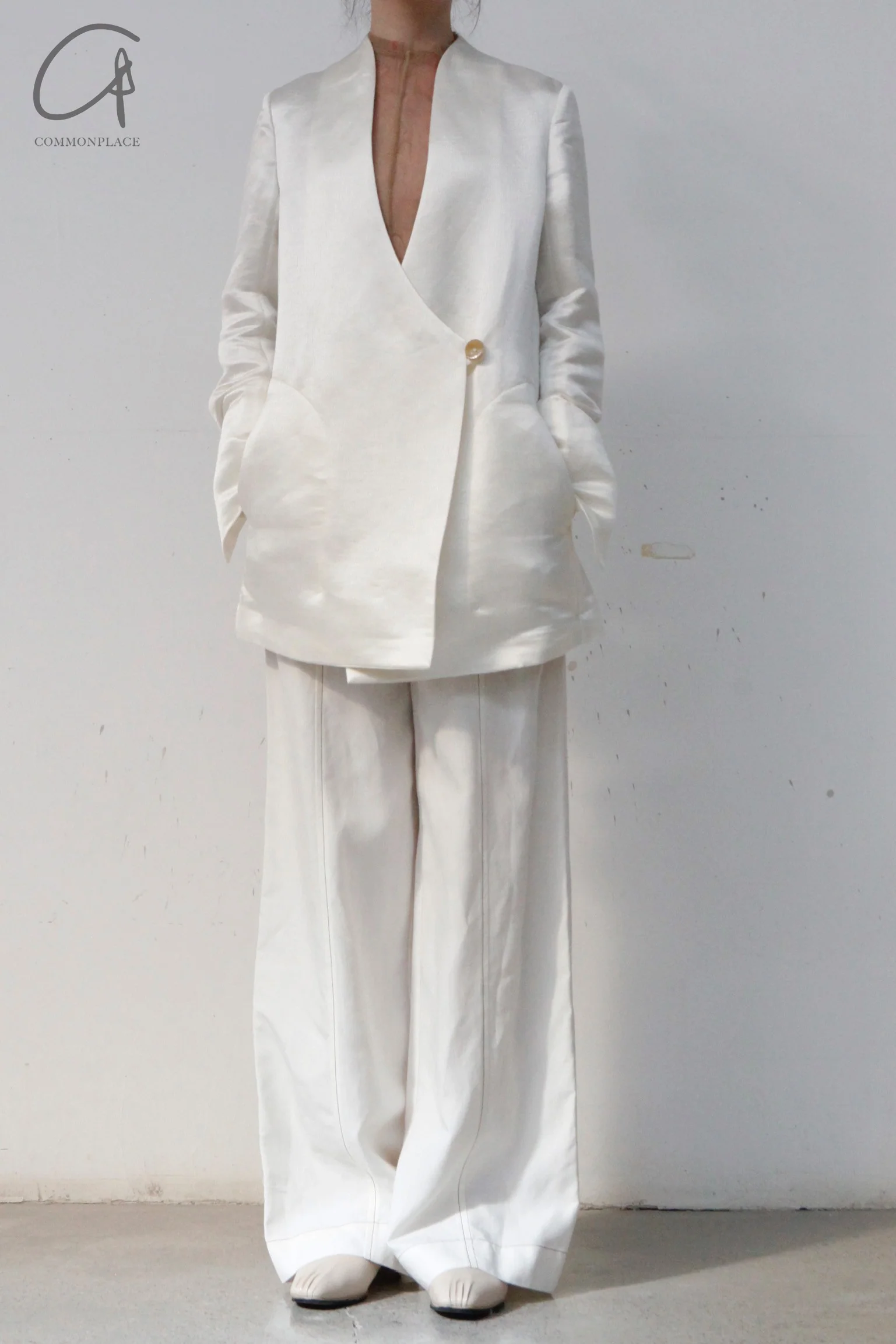 mame kurogouchi viscose linen high waist pants MM22SS PT036 white - Image 7