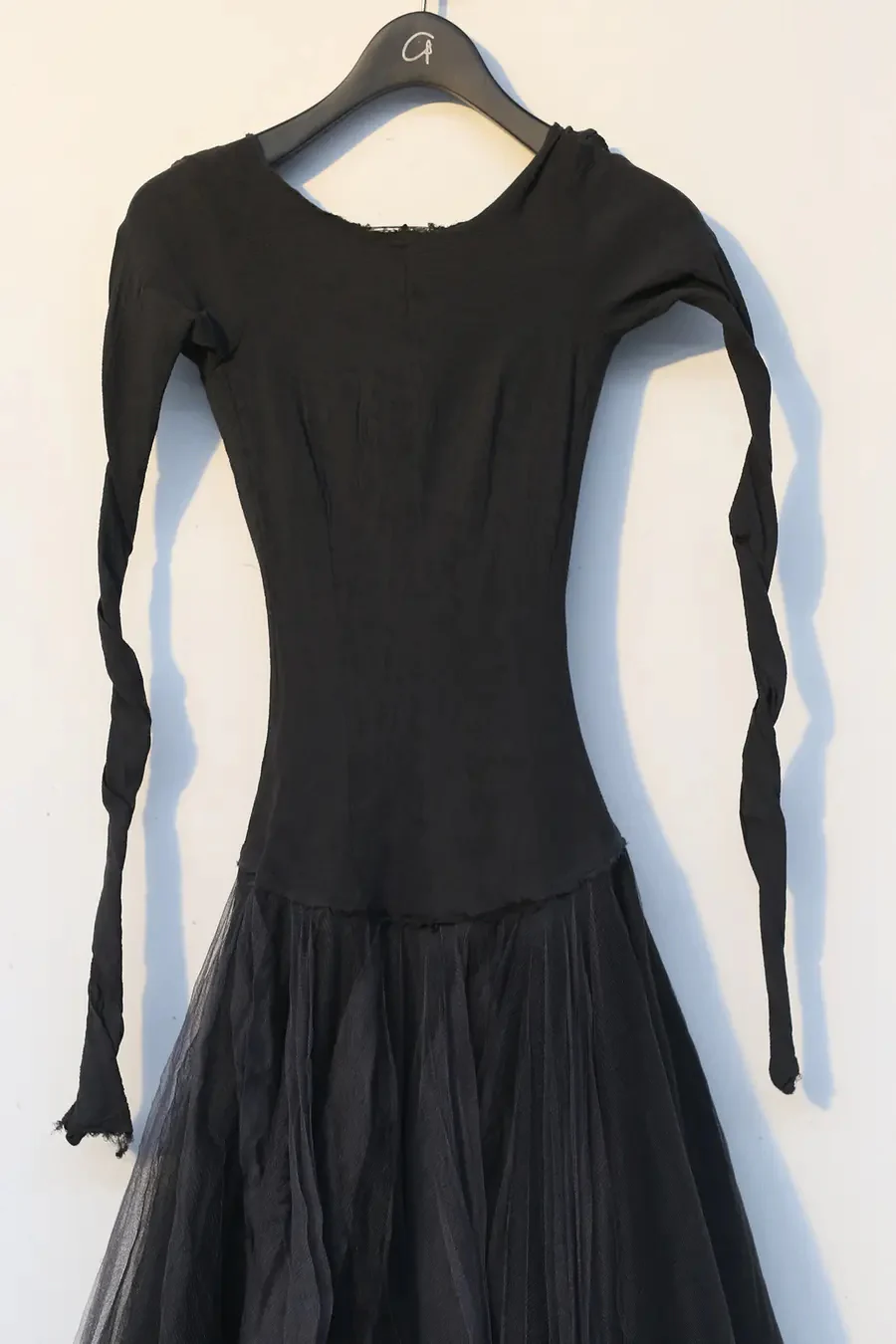 Marc Le Bihan 21907 open back stretch dress dark grey - Image 2