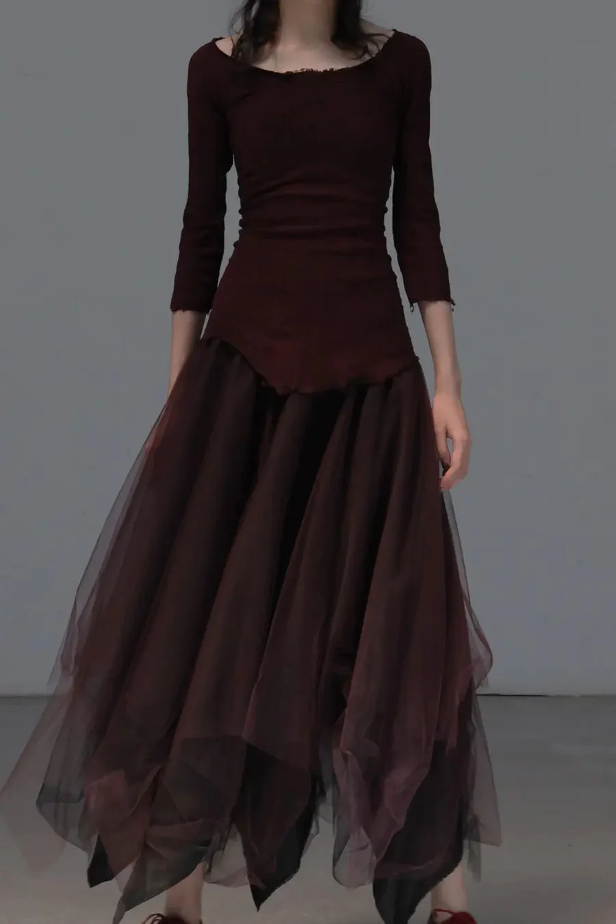 marc le bihan 2591 bordeaux yarn skirt - Image 2