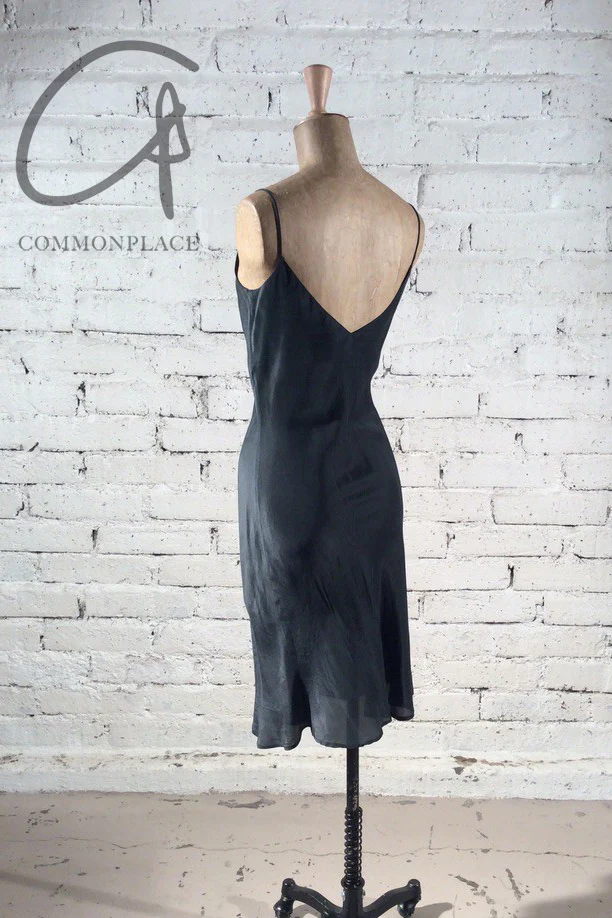 marc le bihan classic gown 2190 black - Image 6