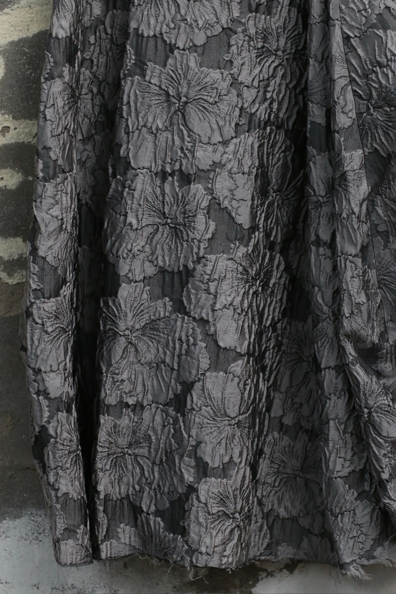 Marc Le Bihan Fall/Winter 2025 Anemone Tube Skirt 2540, French Handmade, MLB-2540-25AW-GRIS FONCE - Image 2