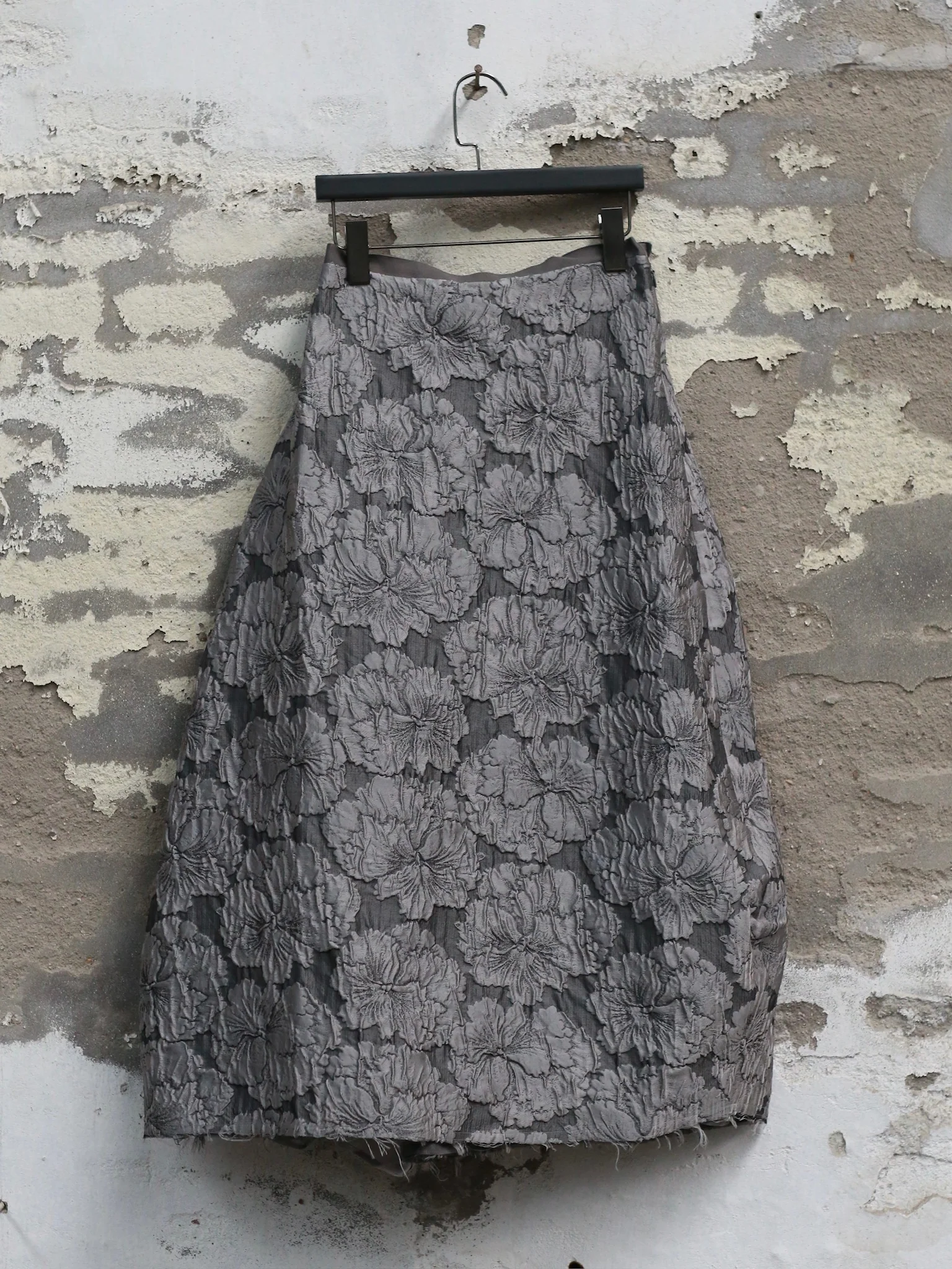 Marc Le Bihan Fall/Winter 2025 Anemone Tube Skirt 2540, French Handmade, MLB-2540-25AW-GRIS FONCE - Image 4