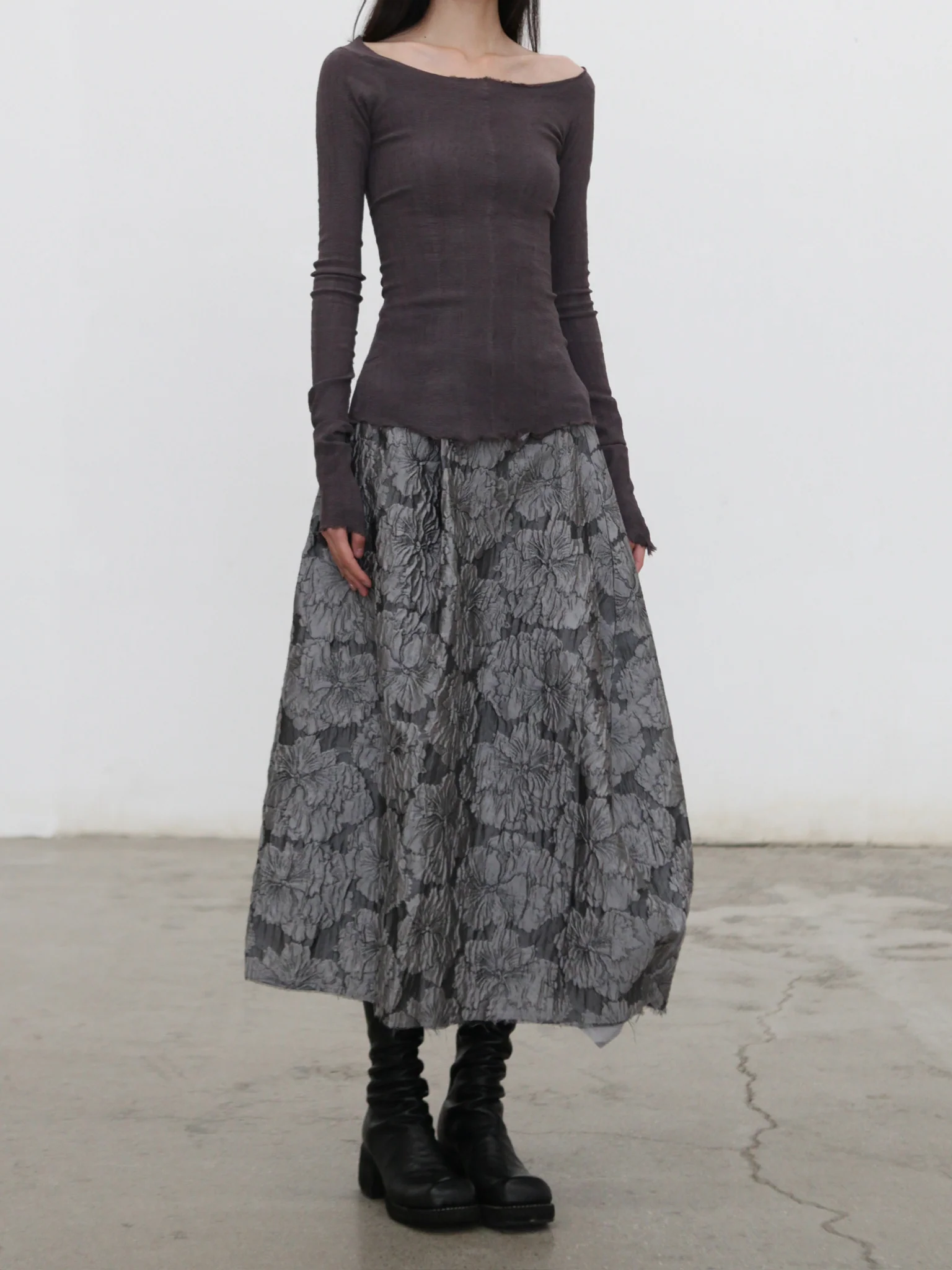 Marc Le Bihan Fall/Winter 2025 Anemone Tube Skirt 2540, French Handmade, MLB-2540-25AW-GRIS FONCE - Image 6
