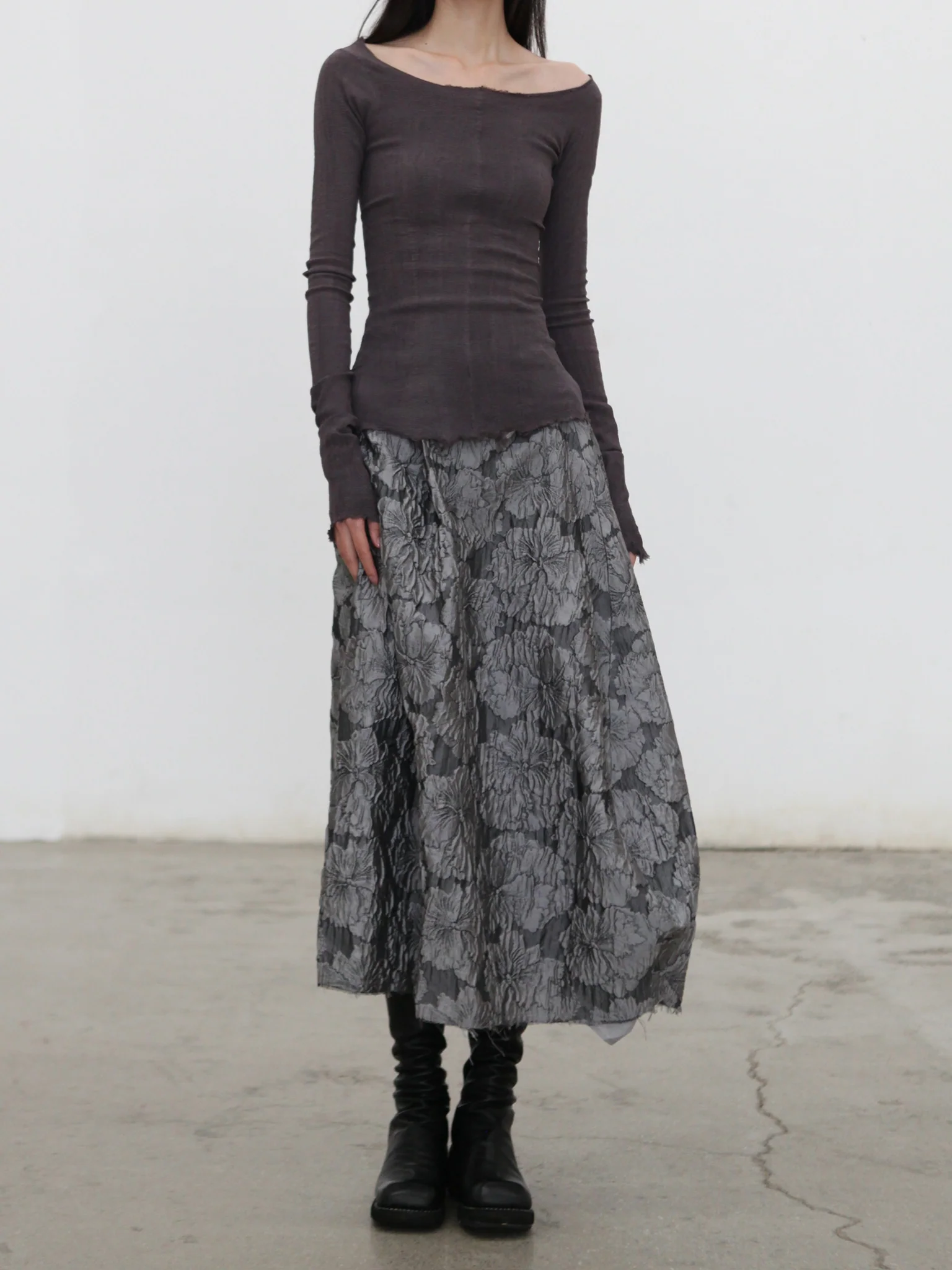 Marc Le Bihan Fall/Winter 2025 Anemone Tube Skirt 2540, French Handmade, MLB-2540-25AW-GRIS FONCE - Image 8