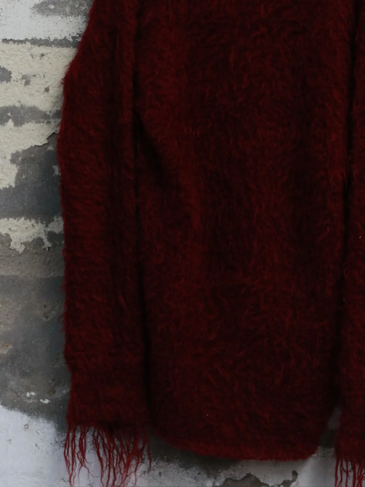 Marc Le Bihan Fall/Winter 2025 Long Egyptian-Style V-Neck Sweater 2777 MLB-2777-GUN - Image 7