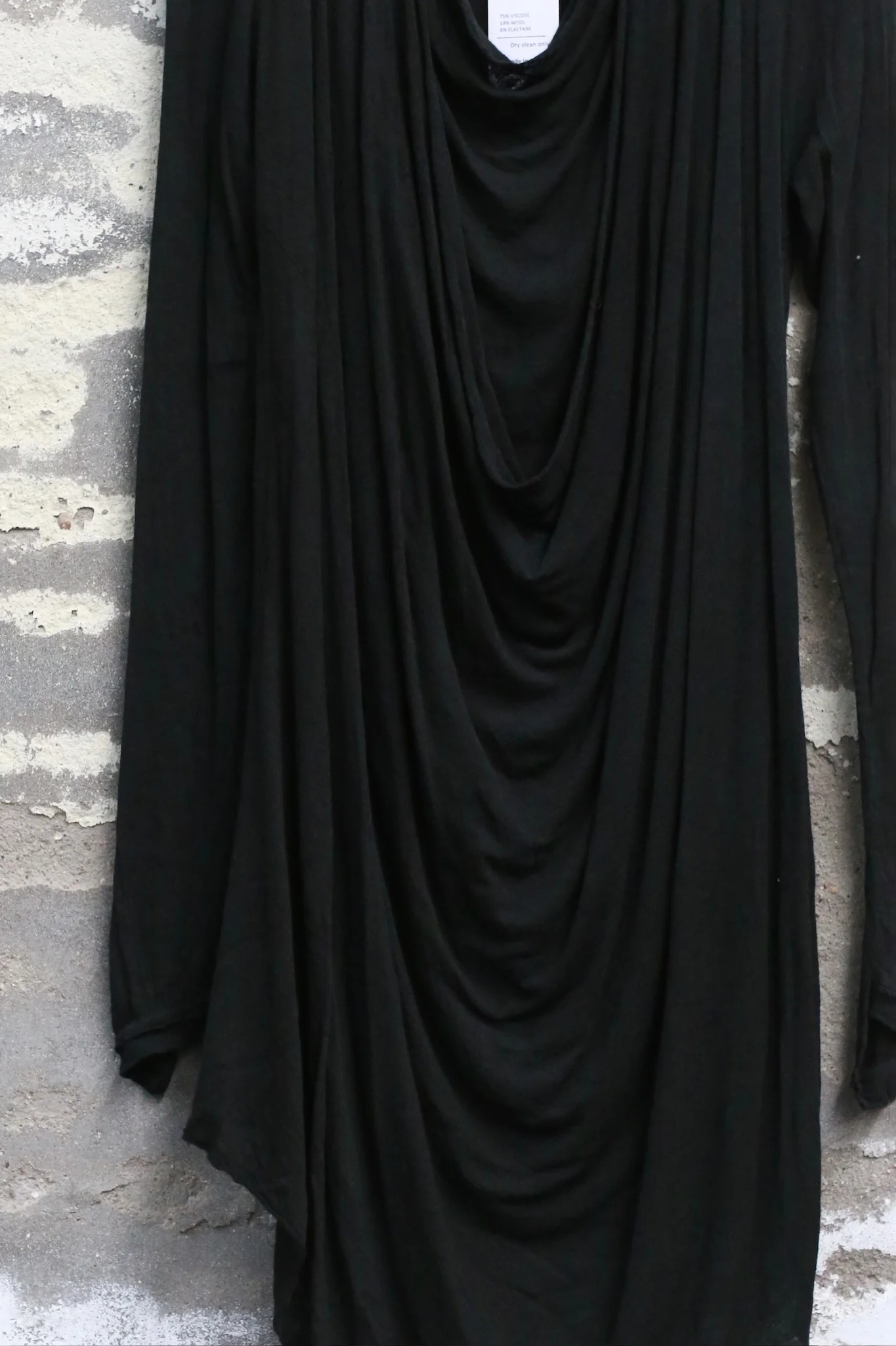 Marc Le Bihan Fall/Winter 2025 Long-Sleeved Top with Front Pleats 2825 (France) MLB-2825-NOIR - Image 2