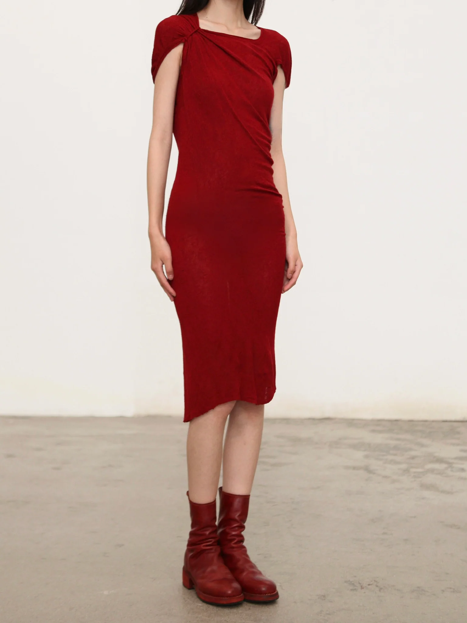 Marc Le Bihan Fall/Winter 2025 Short Off-Shoulder Dress MLB-2866-GUN - Image 4