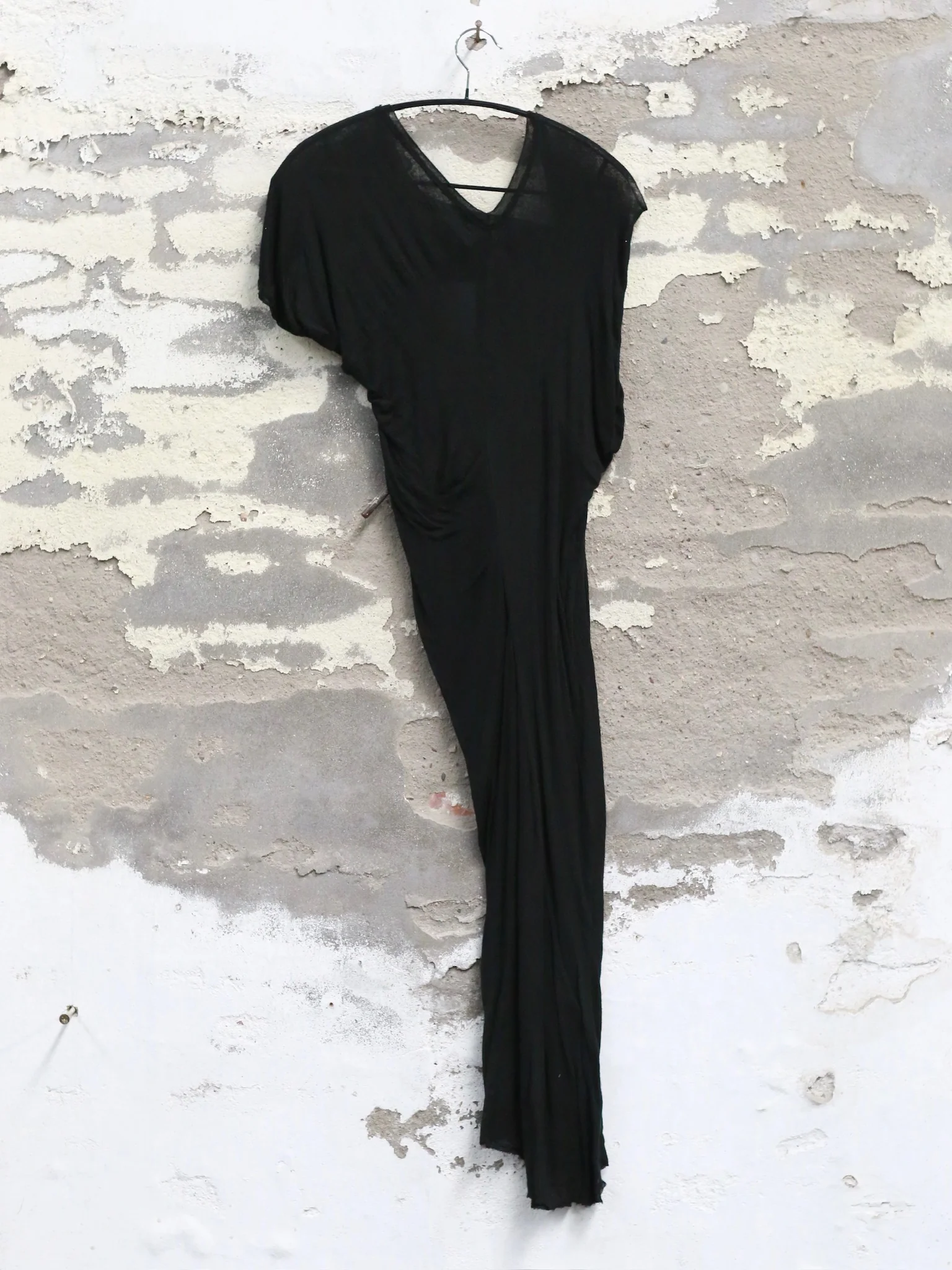 Marc Le Bihan Fall/Winter 2025 Short Off-Shoulder Dress MLB-2866-NOIR - Image 7