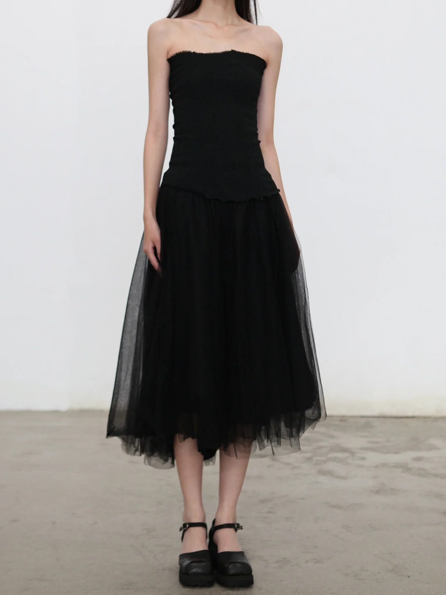 Marc Le Bihan Fall/Winter 2025 Three-Layer Egg-Shaped Skirt 2581 French Handmade Plant Dye MLB-2581-NOIR - Image 6
