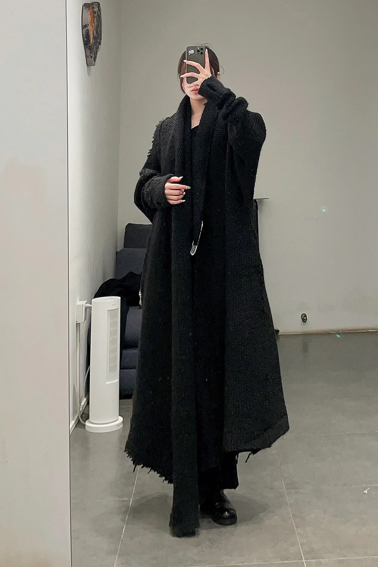 Marc Le Bihan Gillette Asymmetric Sweater Cardigan Alpaca 2735 France MLB-2735-HEI Black - Image 9