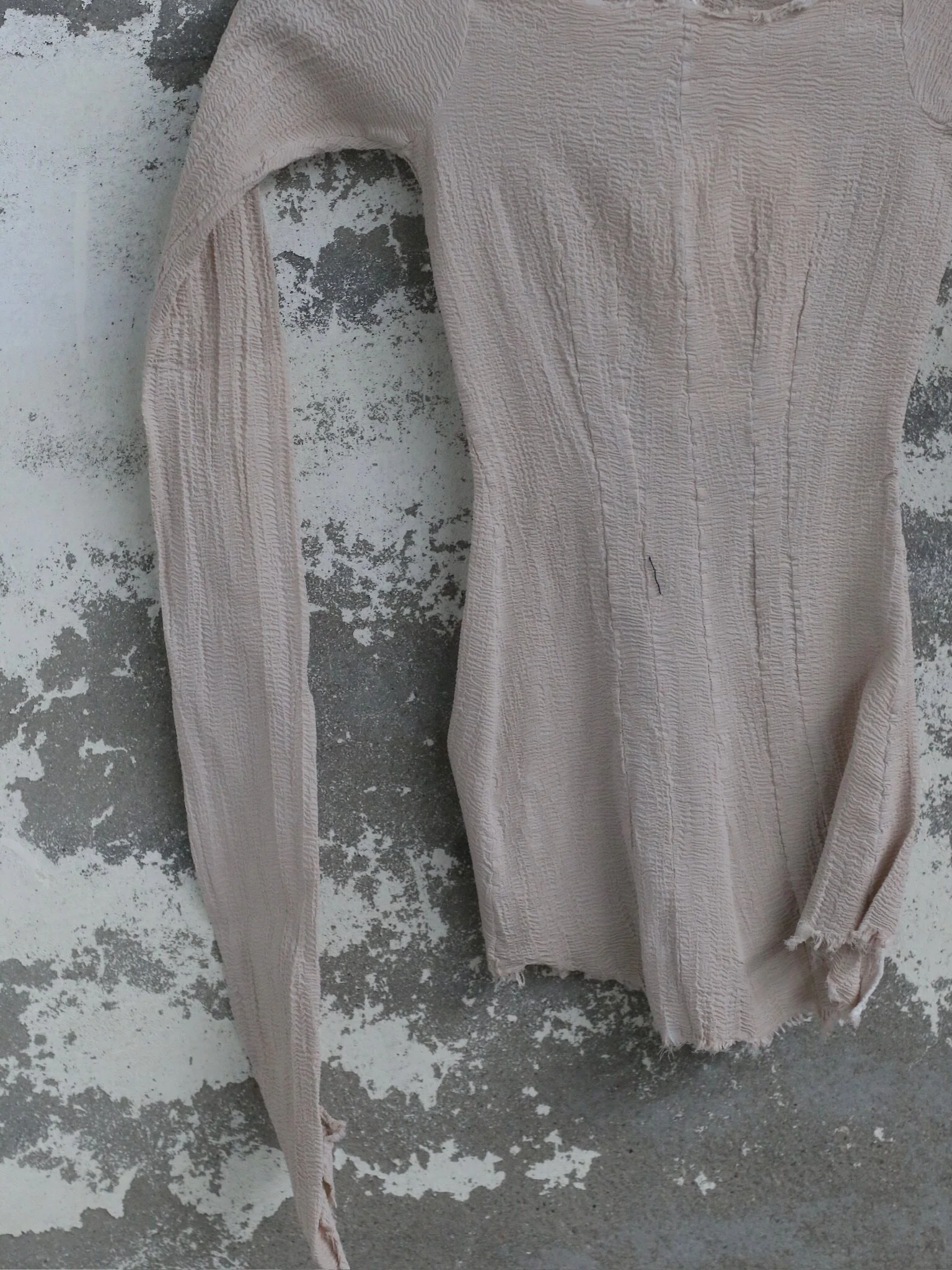 Marc Le Bihan Silk Shrinkable Classic Long-Sleeved Base Layer Top, Series 26900, French Handmade MLB-26900-POUDRE - Image 6