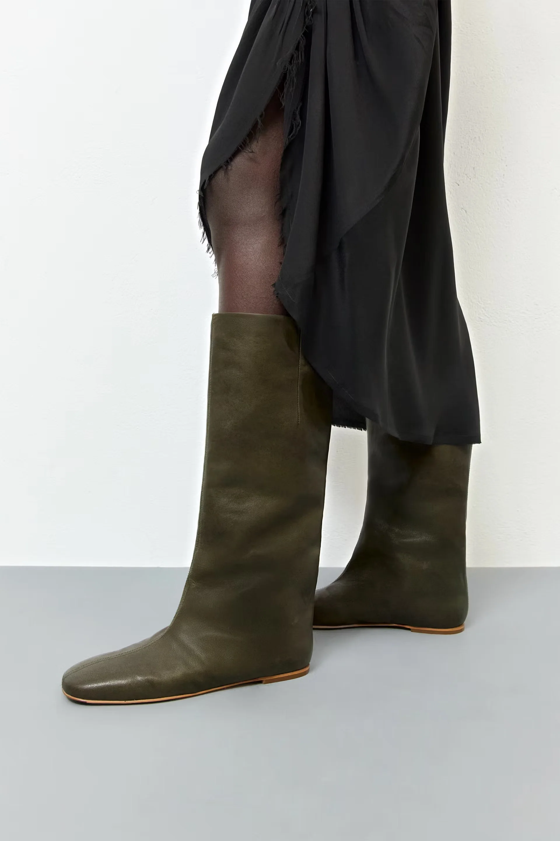 Miista Fall/Winter 2025 Severine High Boots, Spain, MST-MI_5775-KHAKI (MI_5690 MI_5775) - Image 11