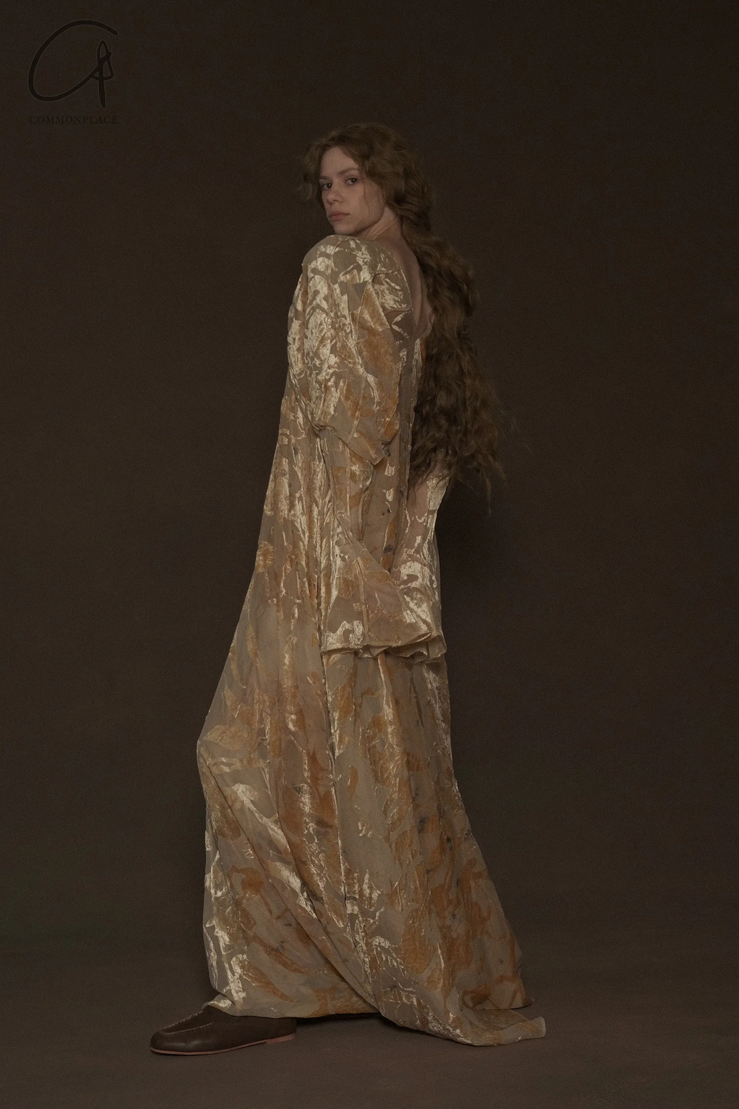 Mutedance 24 Autumn and Winter Dress with Cuffed Sleeves MD-MD24FW84-gold - Image 7