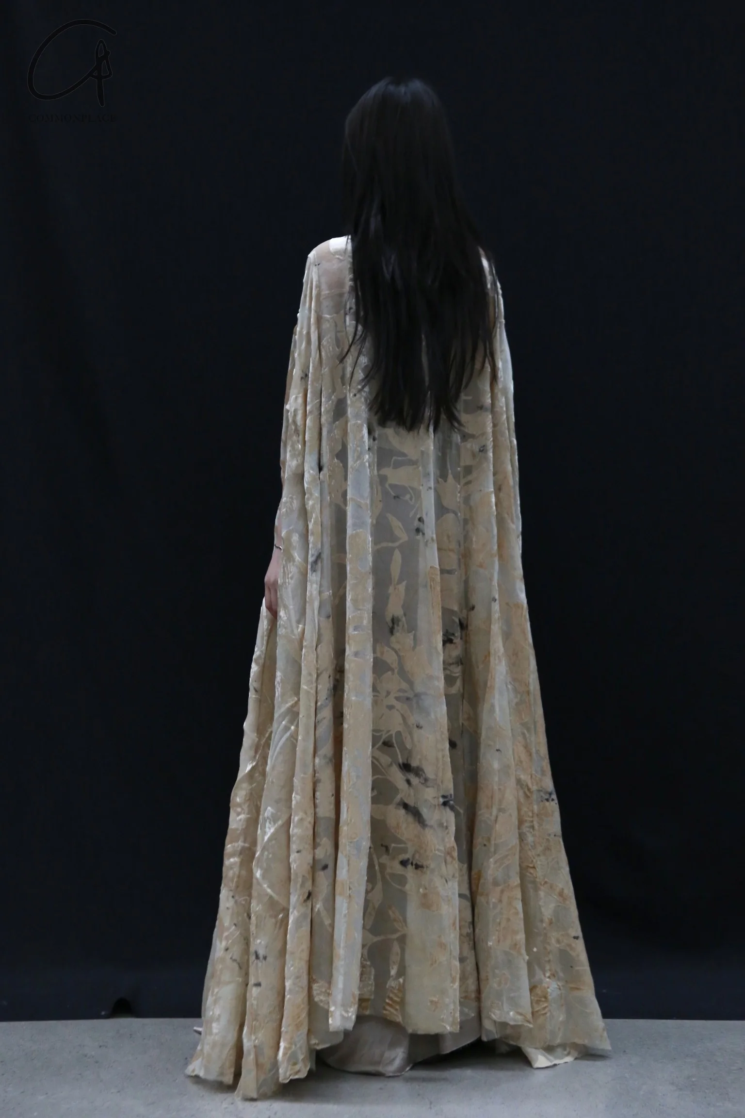 Mutedance 24 Autumn and Winter Long Loose Dress MD24FW112 MD24FW111 MD-MD24FW112-gold - Image 4