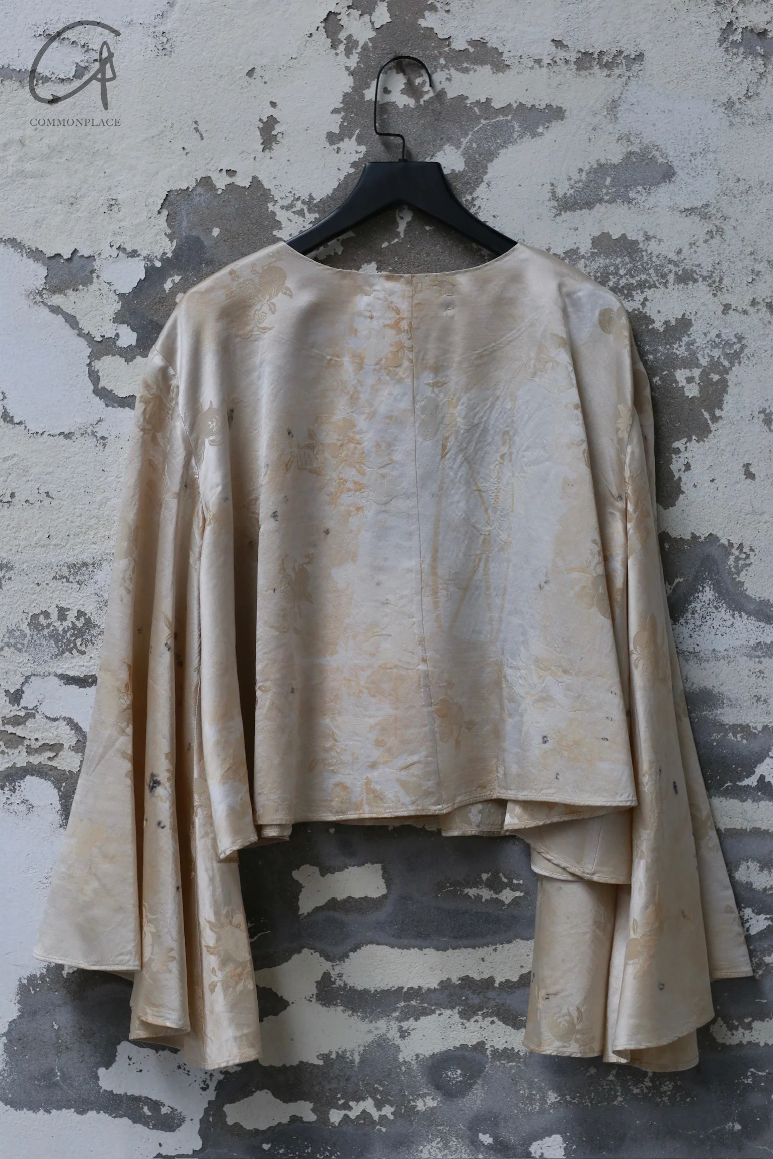 Mutedance 24 Spring/Summer Velvet Flared Cuff Shirt MD-MD24SS38 PM164 - Image 4