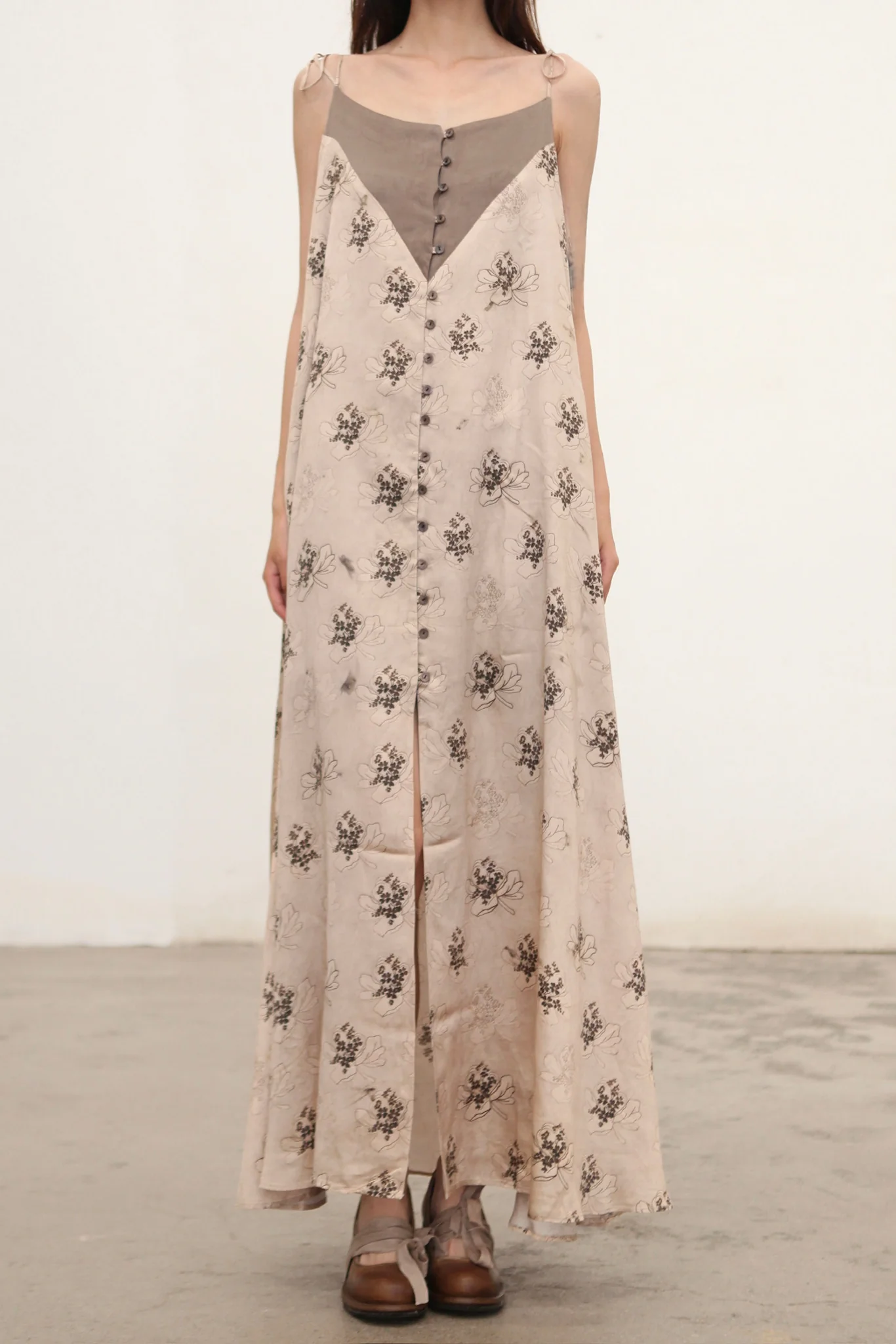 Mutedance 25 Autumn and Winter Splicing Suspender Dress Flower Dye MD-MD25FW118-khaki