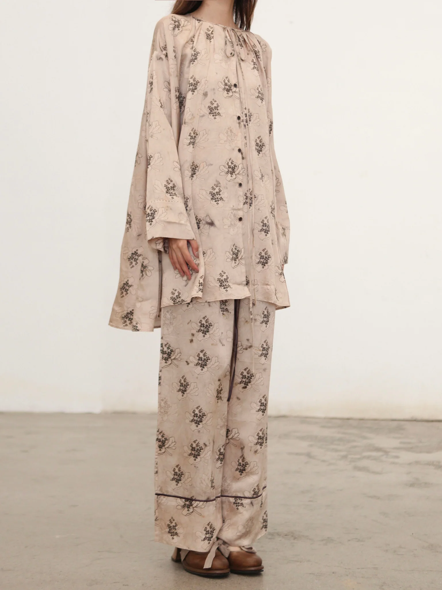 Mutedance 25 Autumn/Winter Elastic Waist Drawstring Loose Casual Pants Flower Dye MD-MD25FW80-khaki (MD25FW77) - Image 6