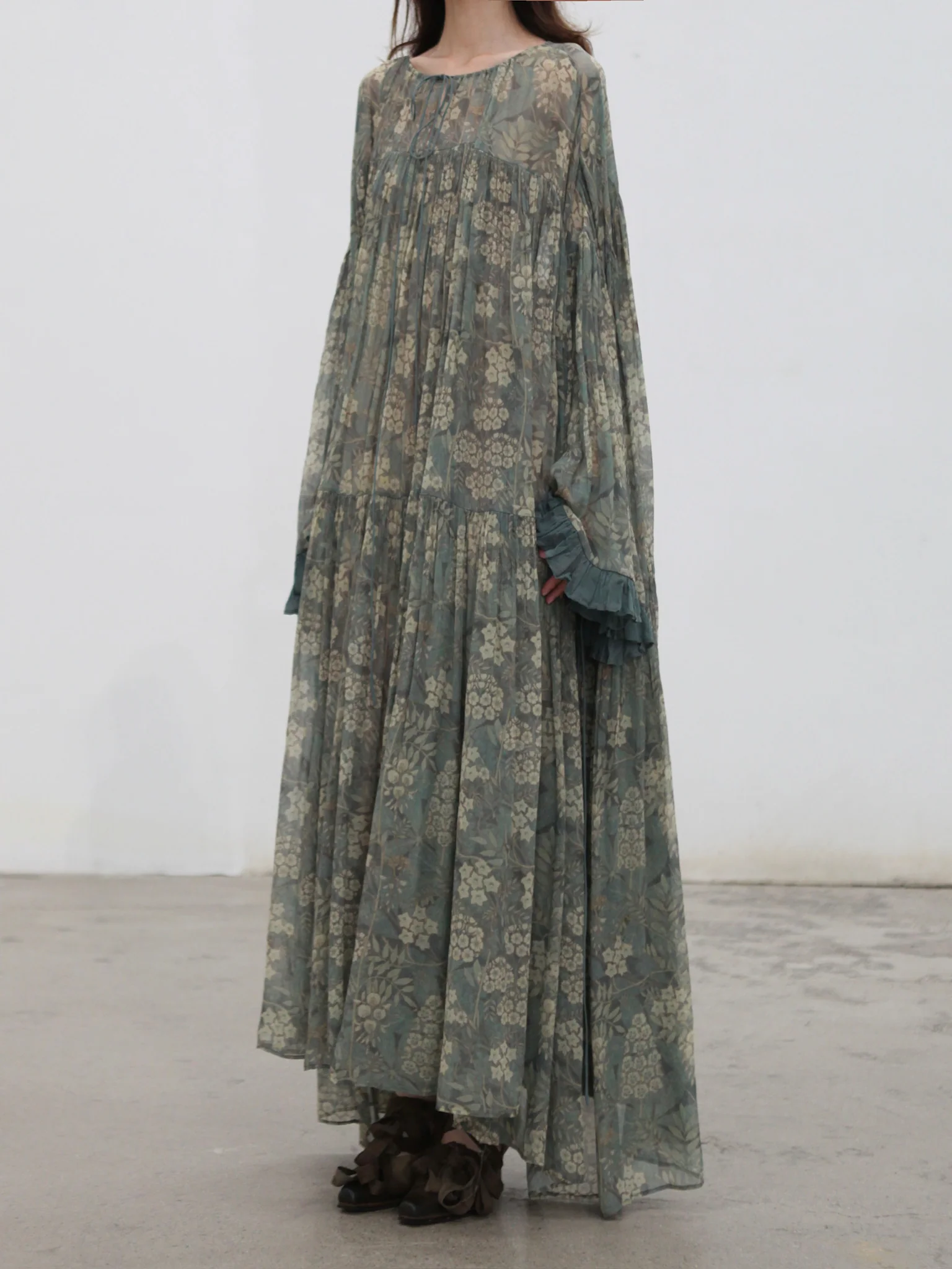 Mutedance 25 Autumn/Winter Hand-dyed Long Lace Cuff Dress MD-MD25FW114-green - Image 4