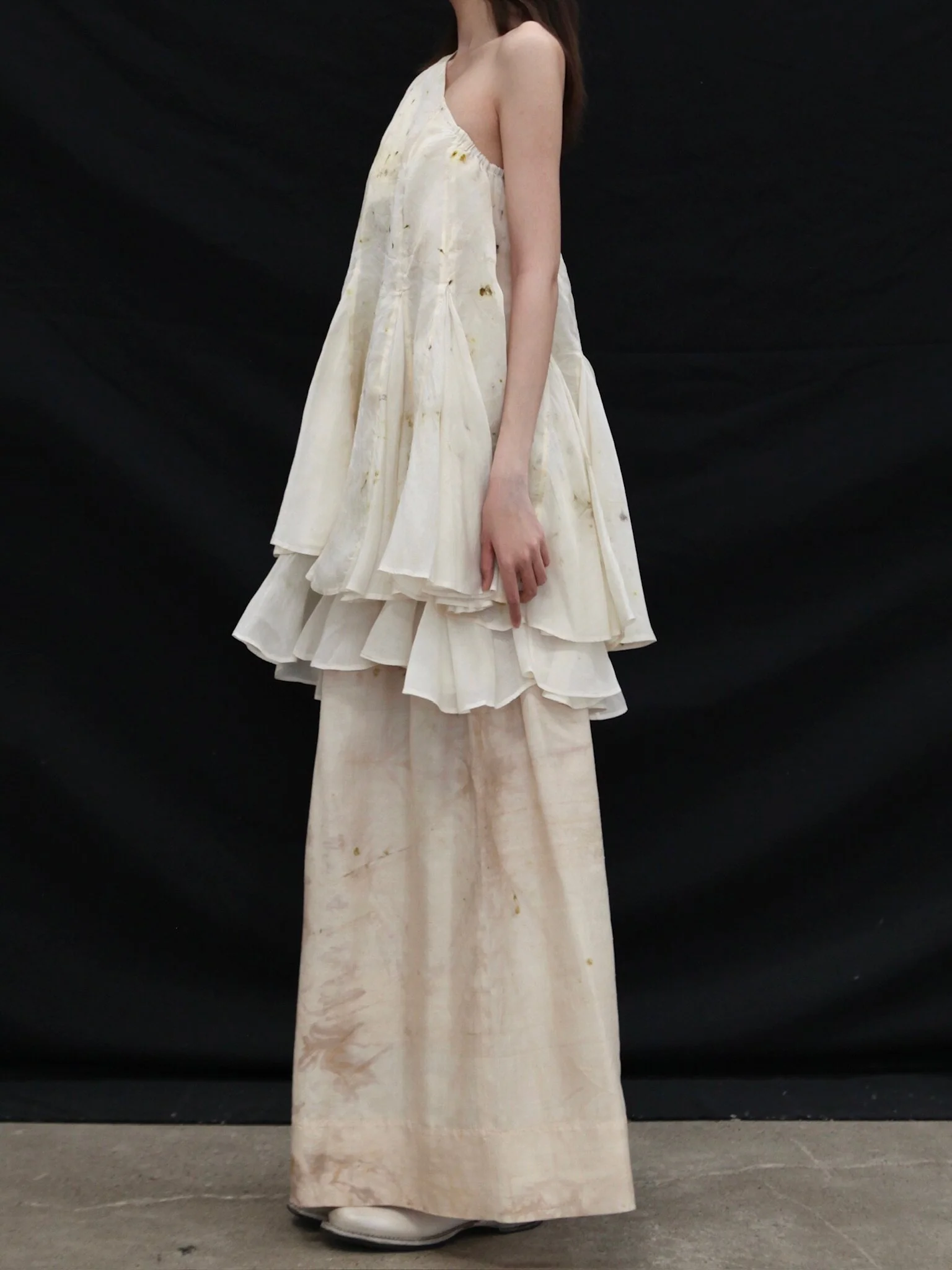 Mutedance 25 Spring/Summer Double Layer Off-shoulder Dress MD-MD25SS06-BEIGE MD25SS05 - Image 3