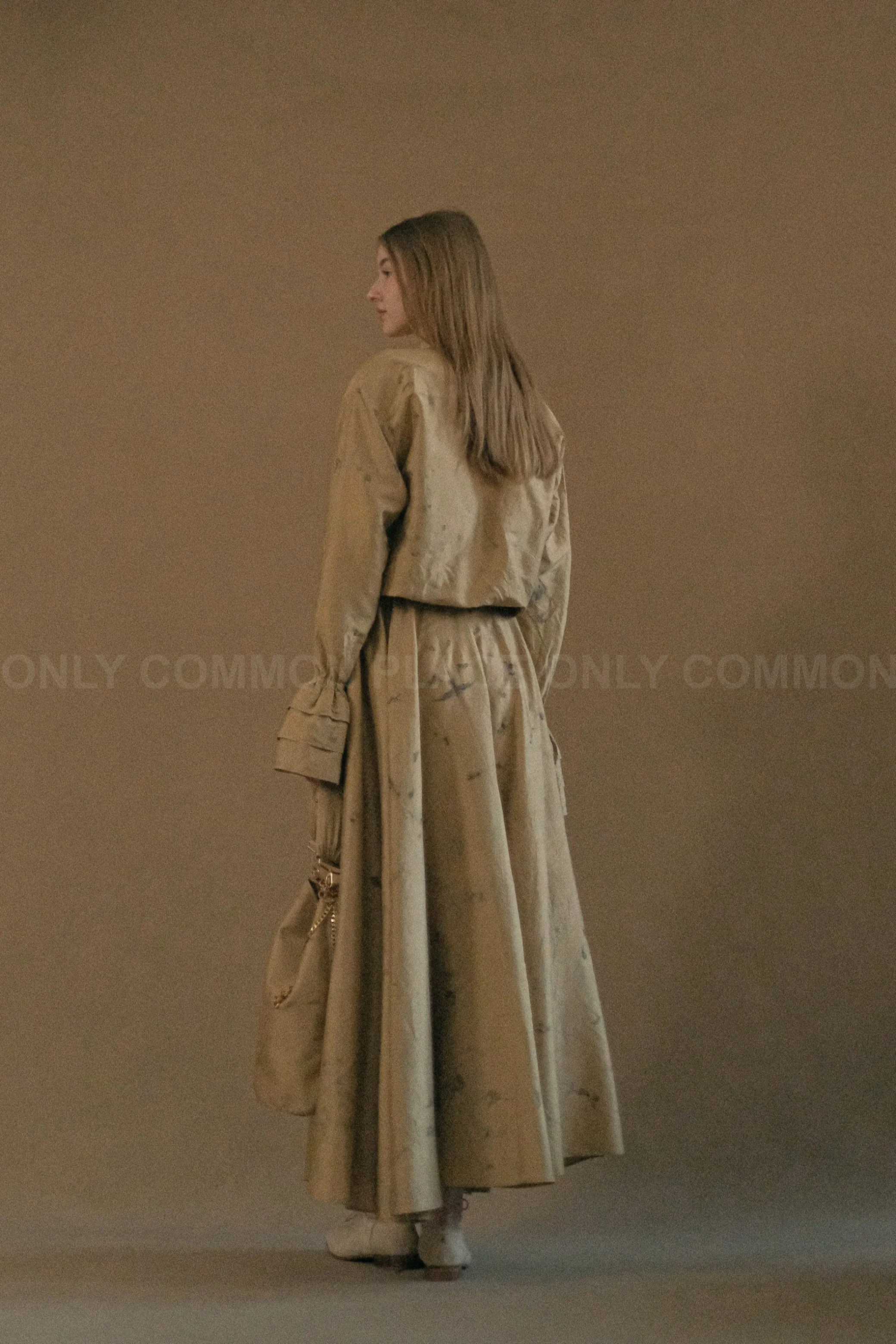 MUTEDANCE Cropped Waist Shirt MD23FW05 Olive PM78 - Image 7