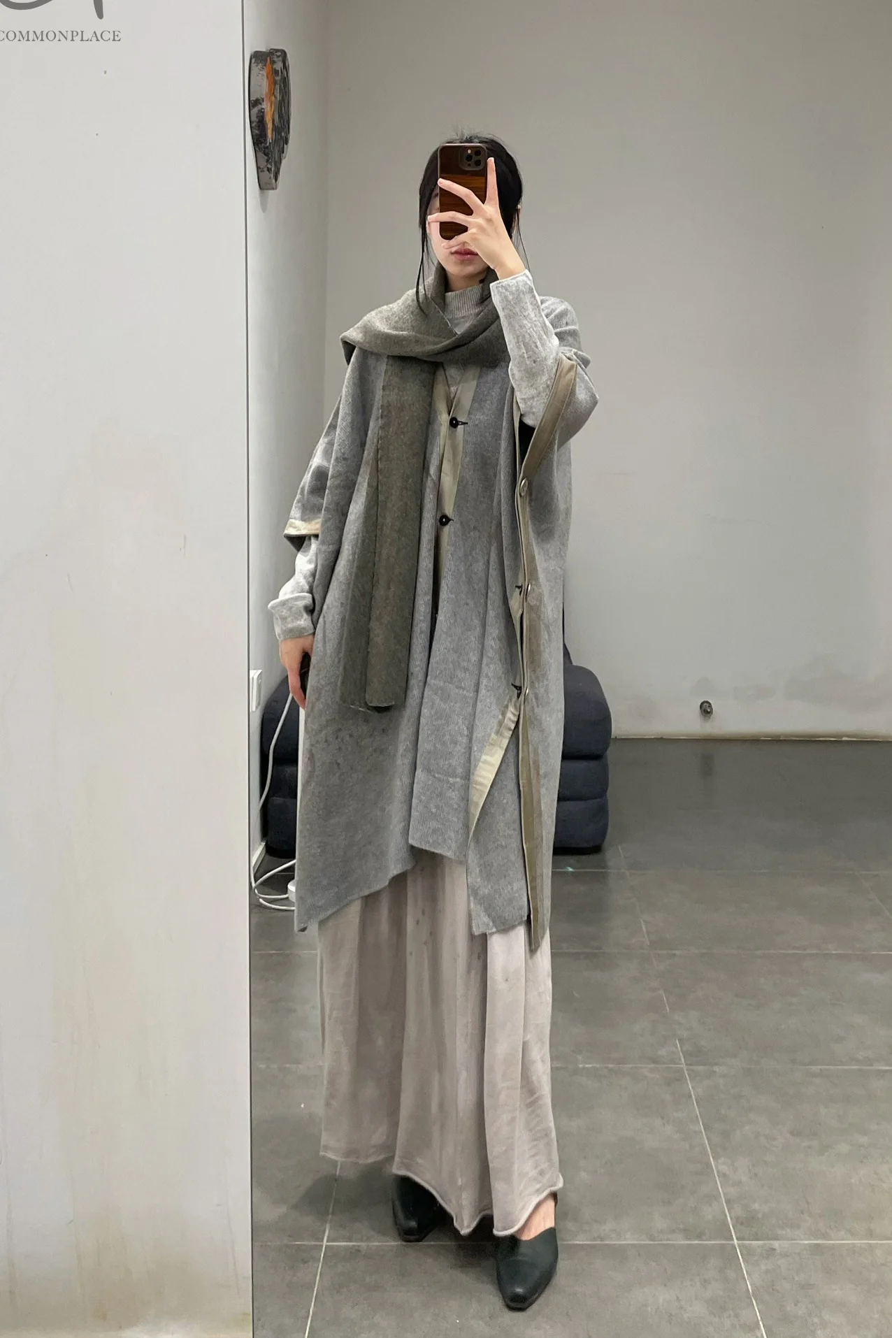 MUTEDANCE scarf MD23FW101 gray PM93 - Image 9