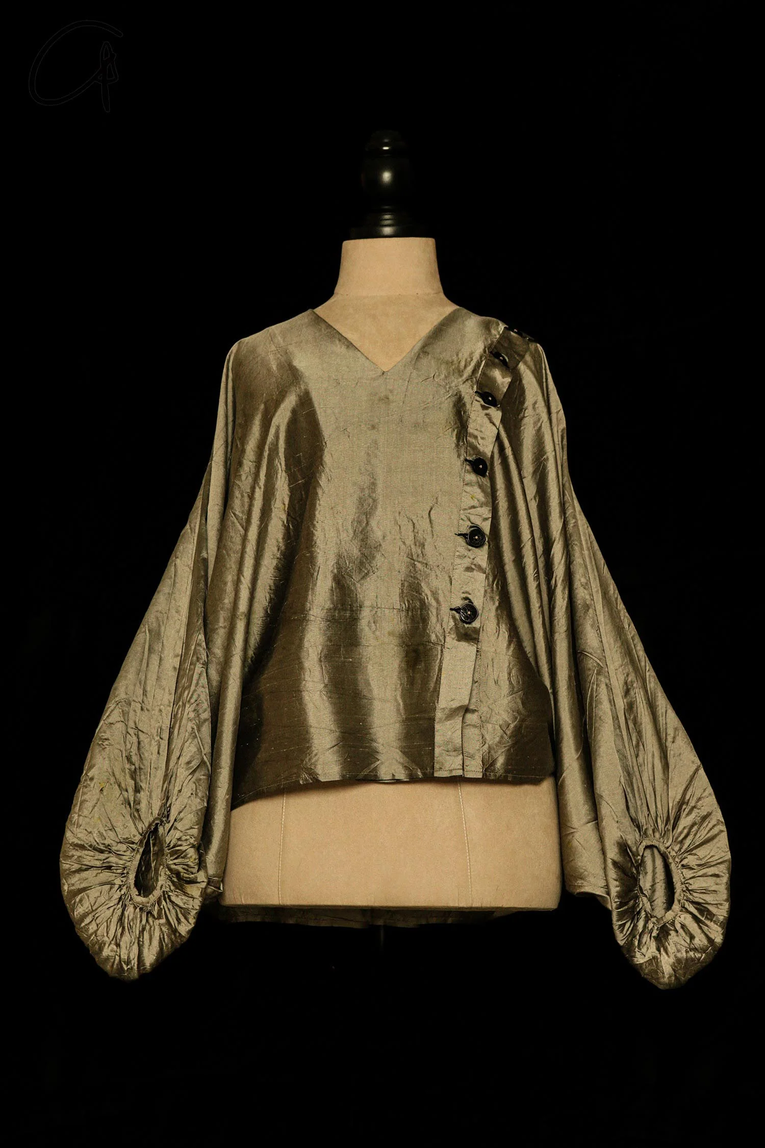 MUTEDANCE slope buckle real silk top MD22FW65 - Image 13