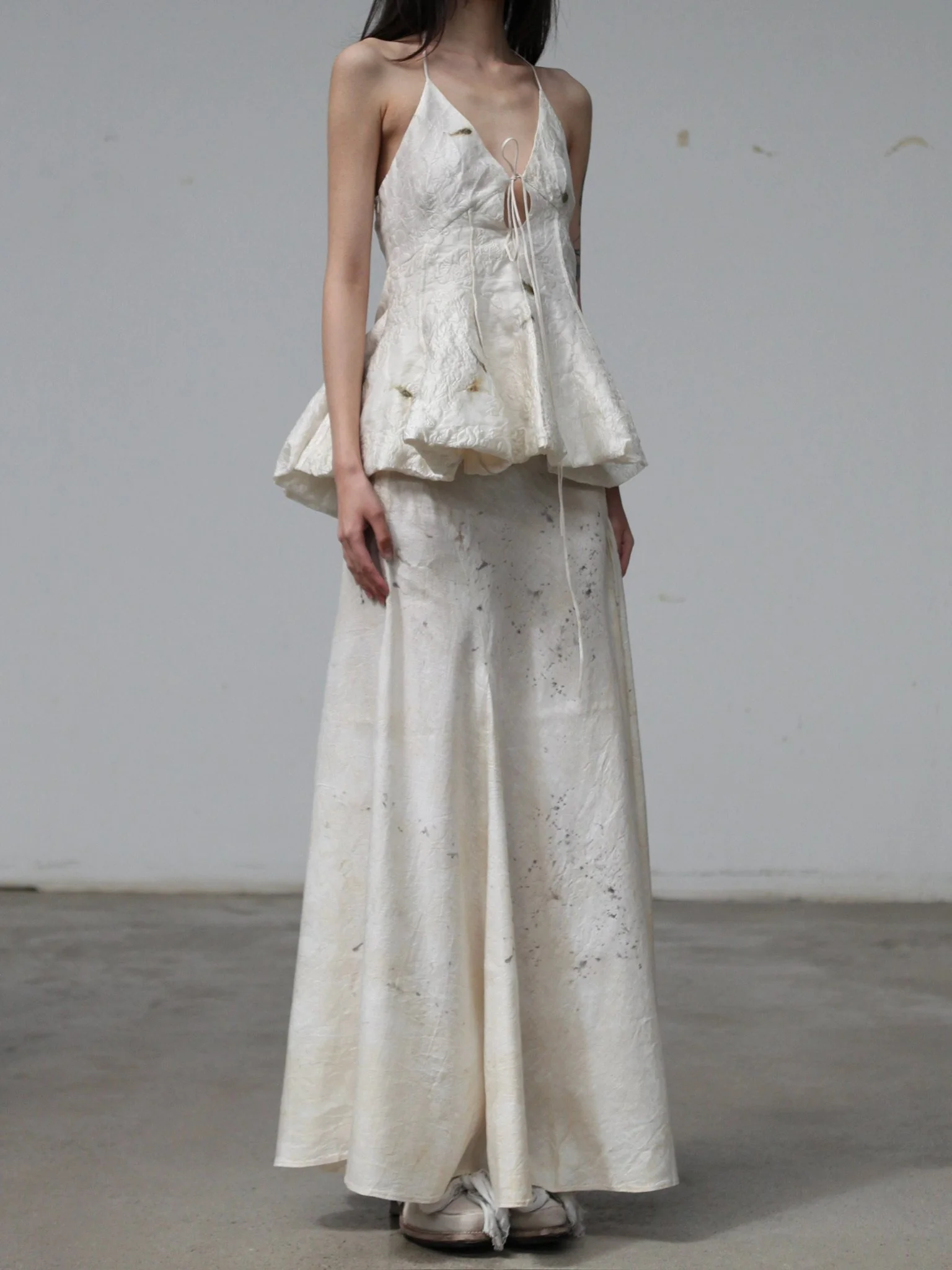 Mutedance Spring/Summer 2026 Collection: V-neck Camisole Top/Vest with Fitted Waist MD-MD26SS02 (MD26SS01) - Image 4