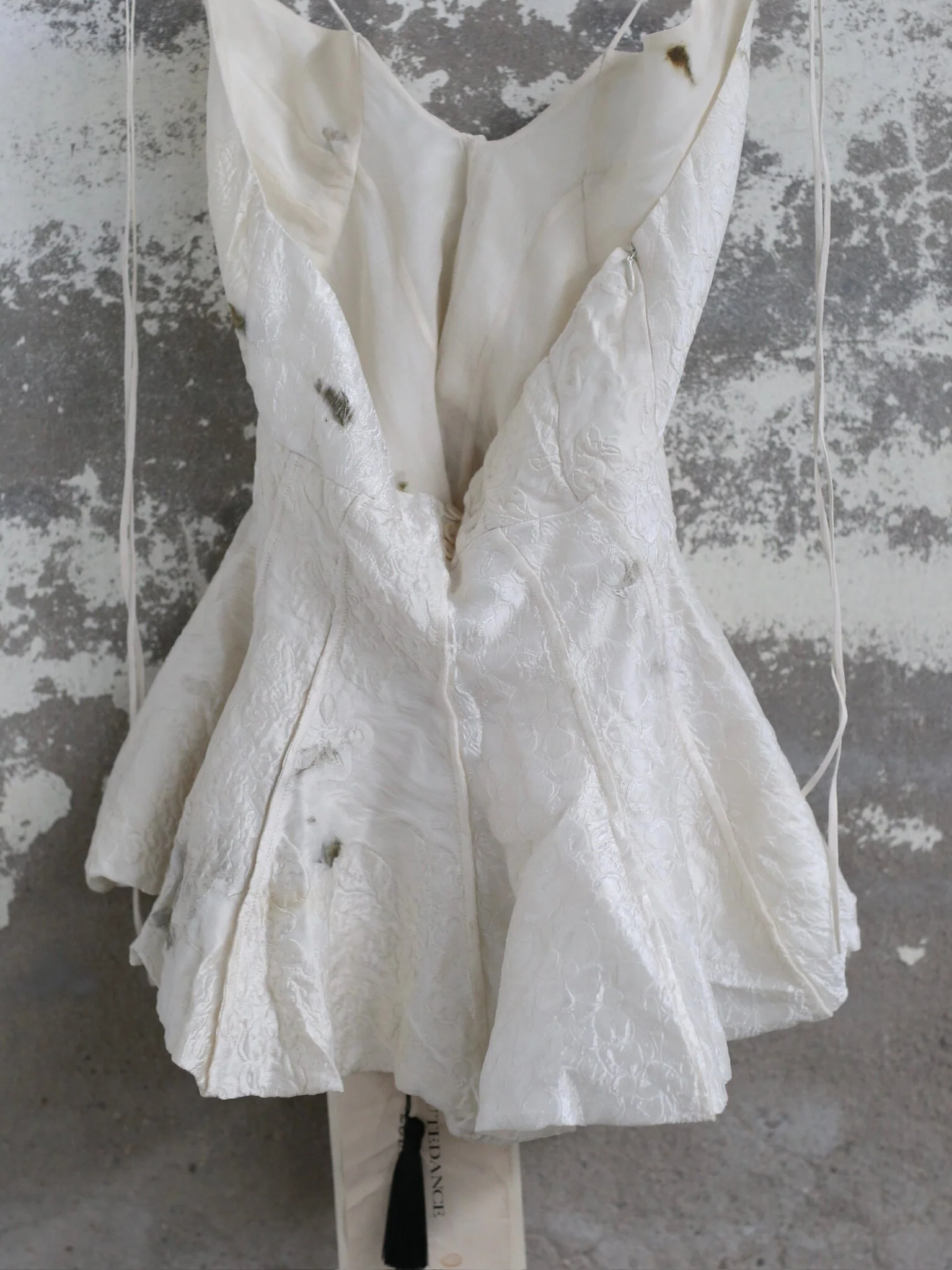 Mutedance Spring/Summer 2026 Collection: V-neck Camisole Top/Vest with Fitted Waist MD-MD26SS02 (MD26SS01) - Image 8